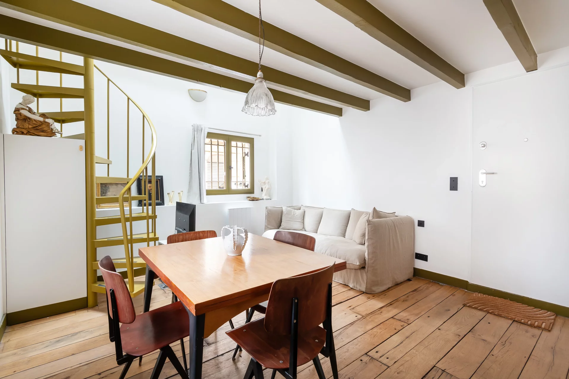 Paris 18e - MONTMARTRE / ABBESSES