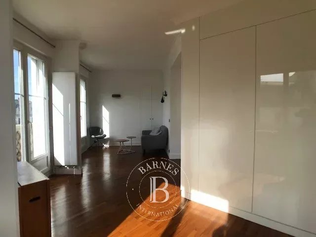 Daire Paris 8ème - picture 6