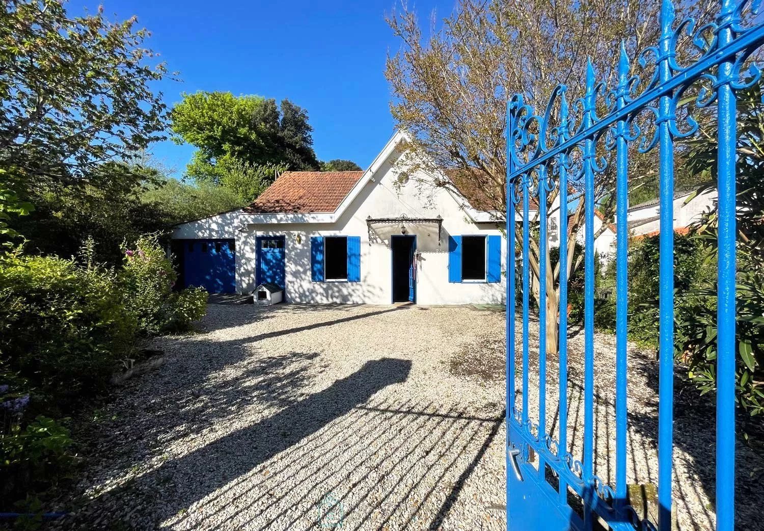 MAISON DE PLAIN-PIED DE 95M² AVEC JARDIN ET GARAGE