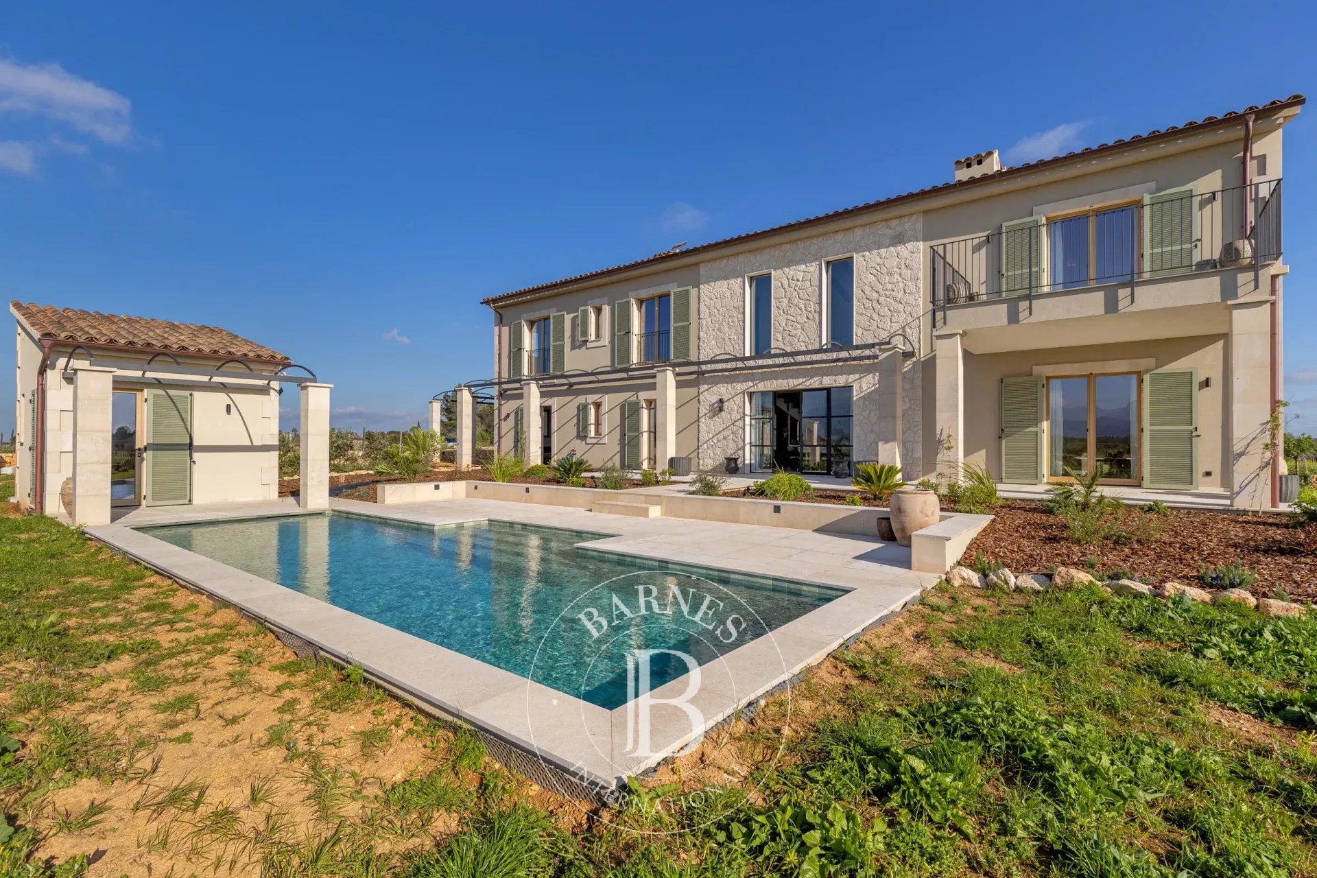 Contemporary Countryside Finca with Vineyard Views Near Sencelles