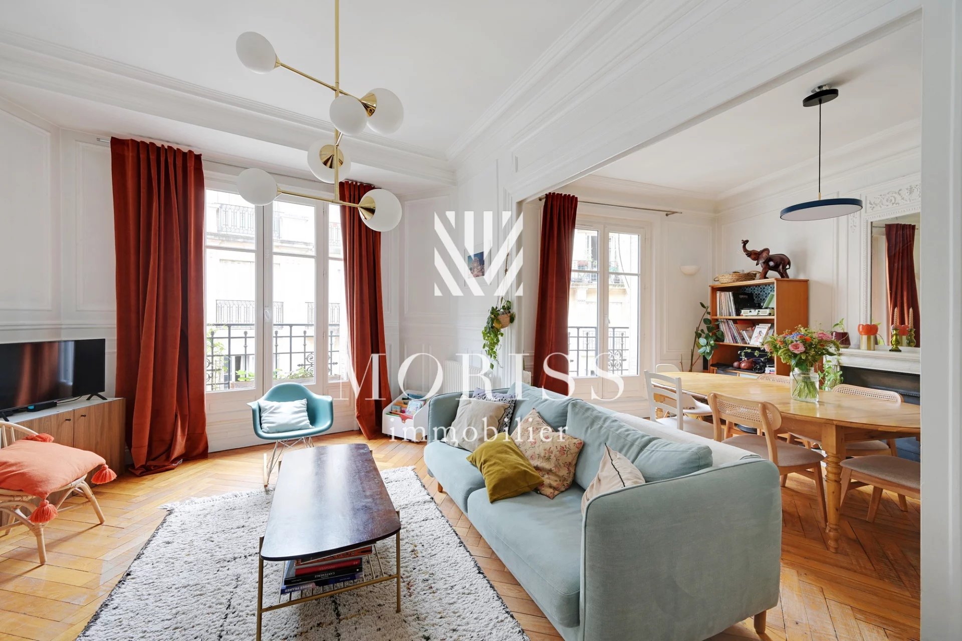 APPARTEMENT - COUP DE COEUR - 4 PIECES - VILLA MONTCALM 75018 - Image Array