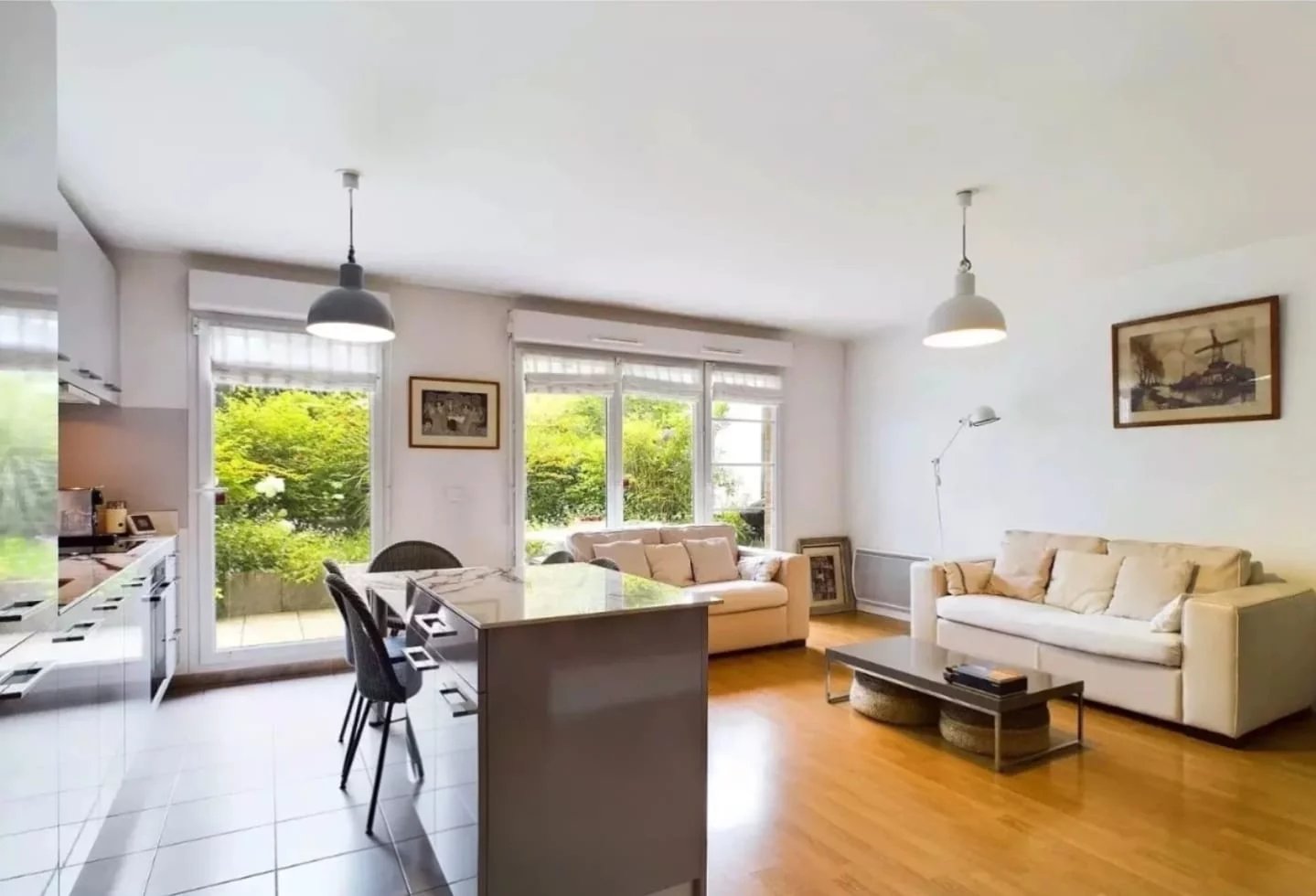 Appartement 3 pièces lumineux avec deux terrasses