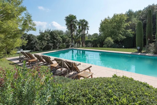 Close to Saint Paul de Vence - Architect villa — photo 2