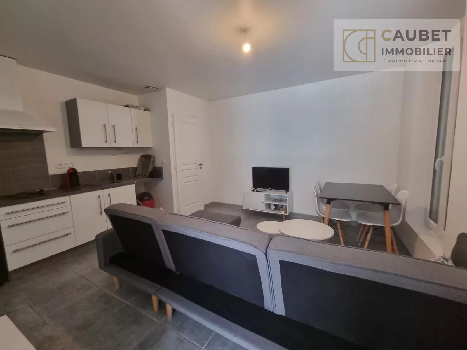 CENTRE VILLE TARBES - APPARTEMENT T2 MEUBLE 28m²