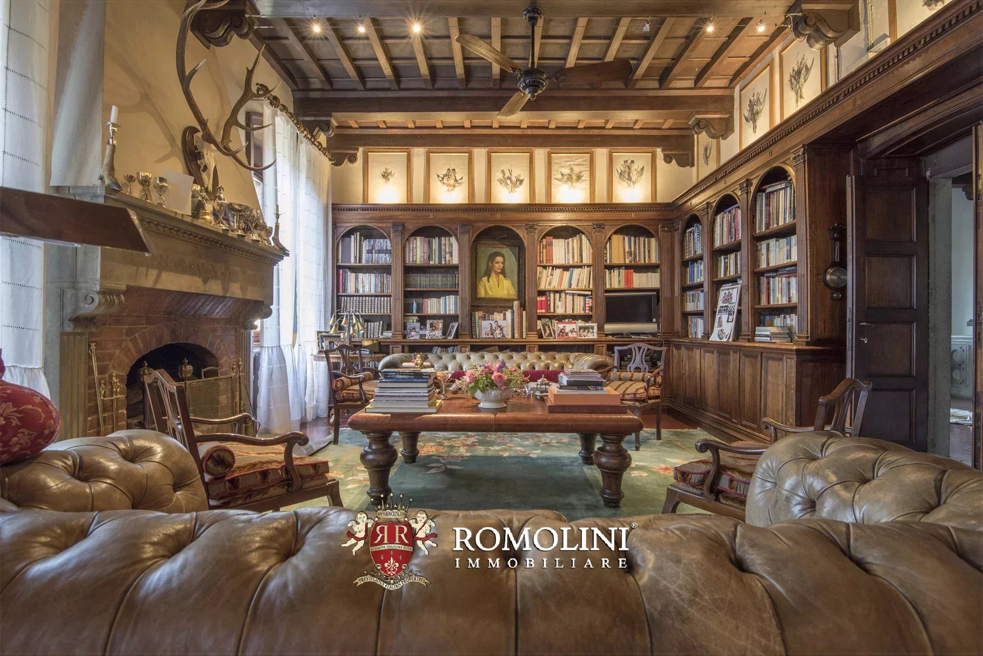 8 Bedroom Villa/Townhouse's Image 36