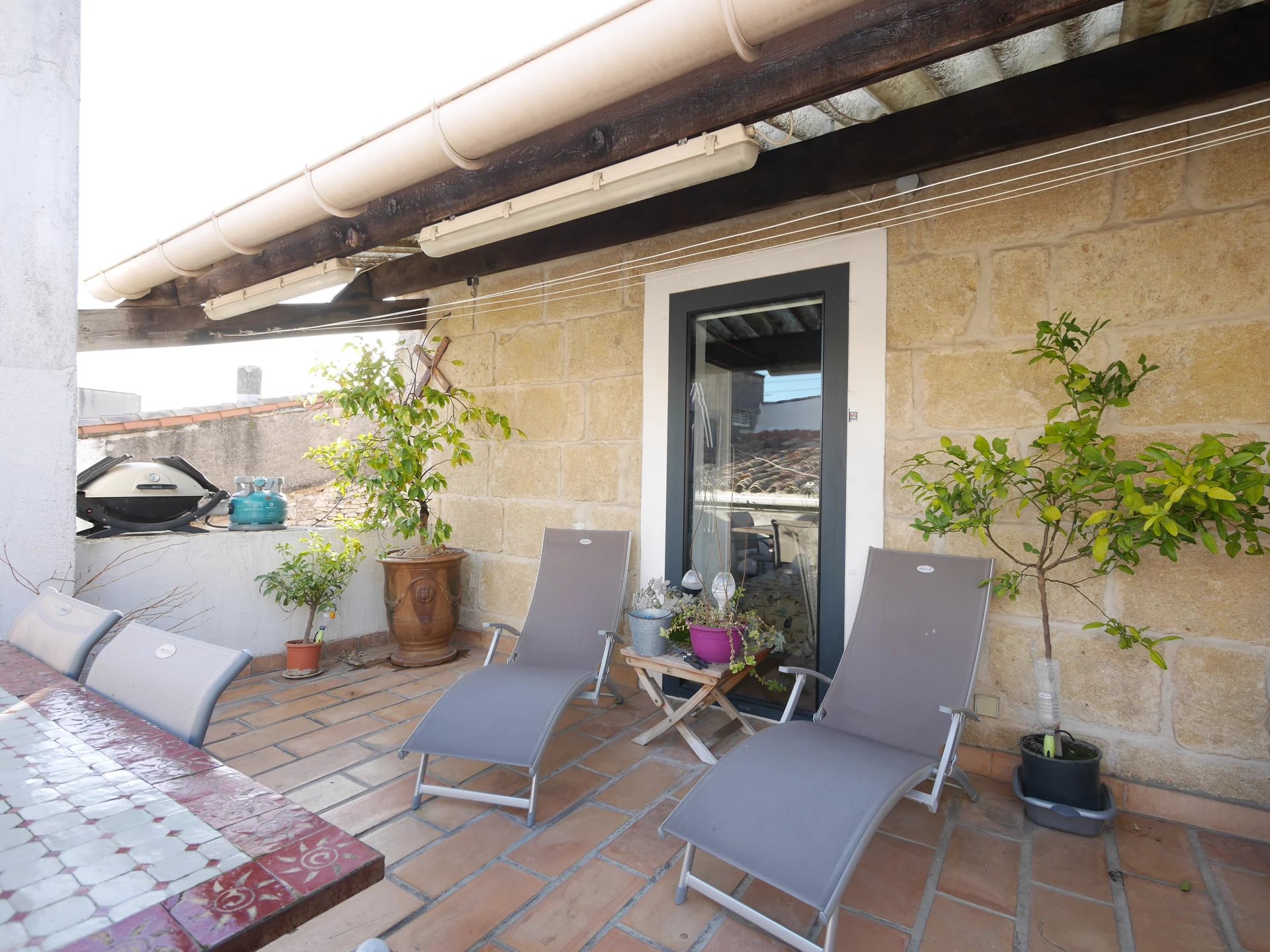 Marguerittes, maison de village , terrasse 