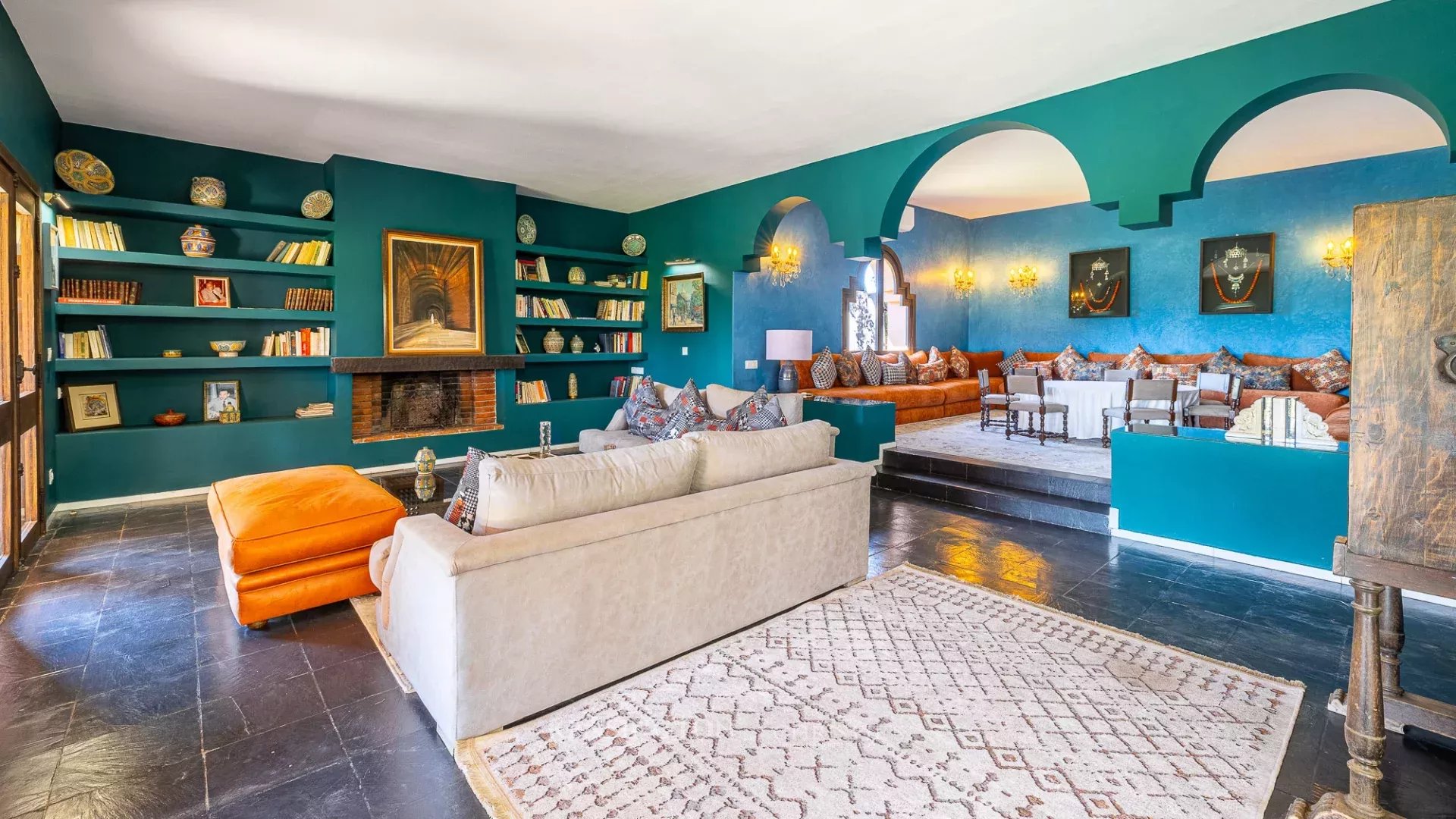 5 Bedroom Villa/Townhouse's Image 3
