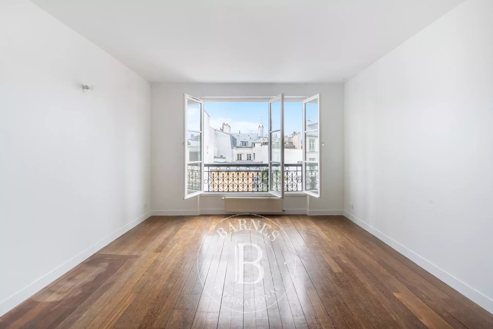 Daire Paris 3ème - picture 6