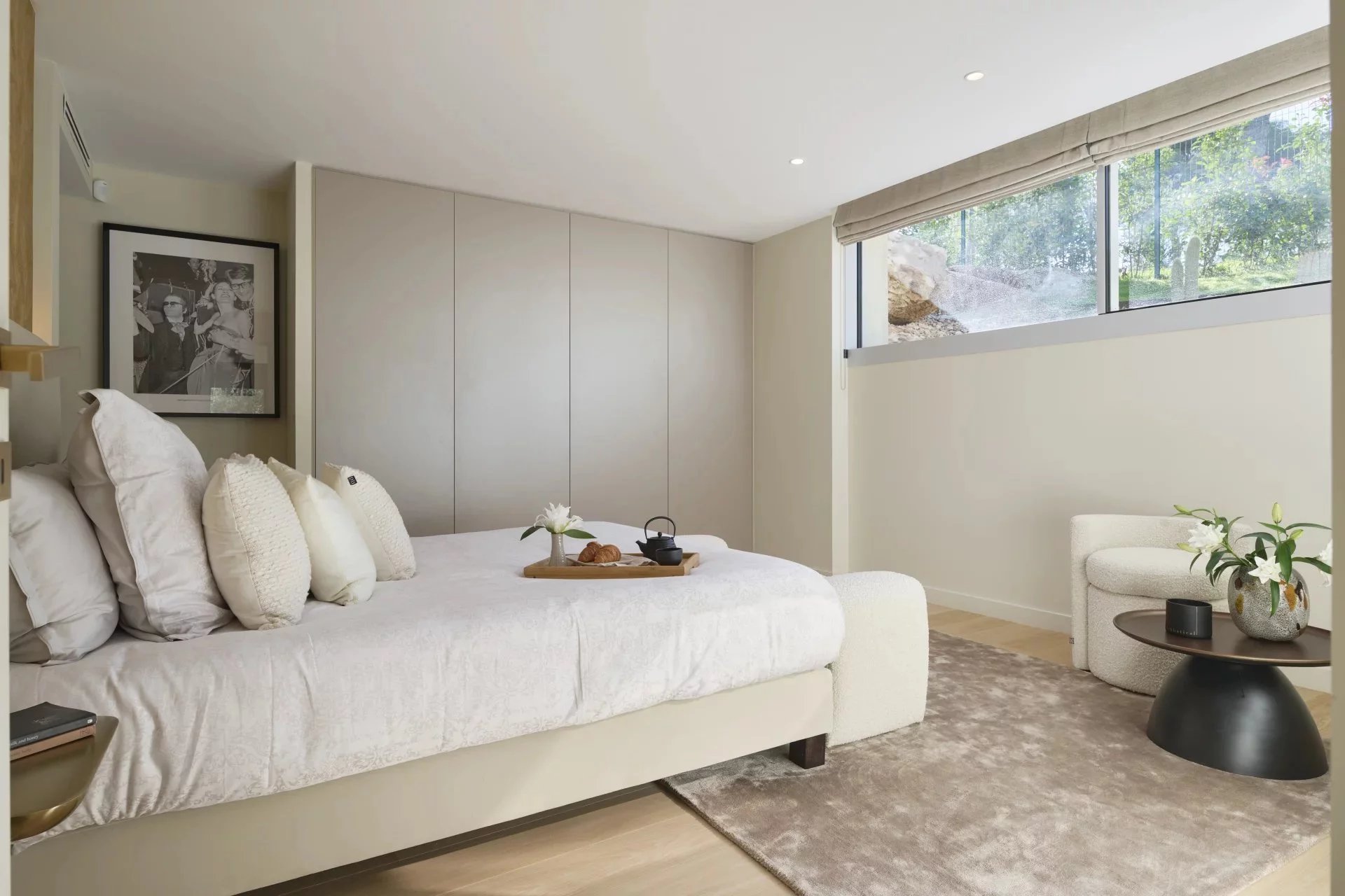 LUXUEUSE VILLA CONTEMPORAINE NEUVE - CAP D'ANTIBES