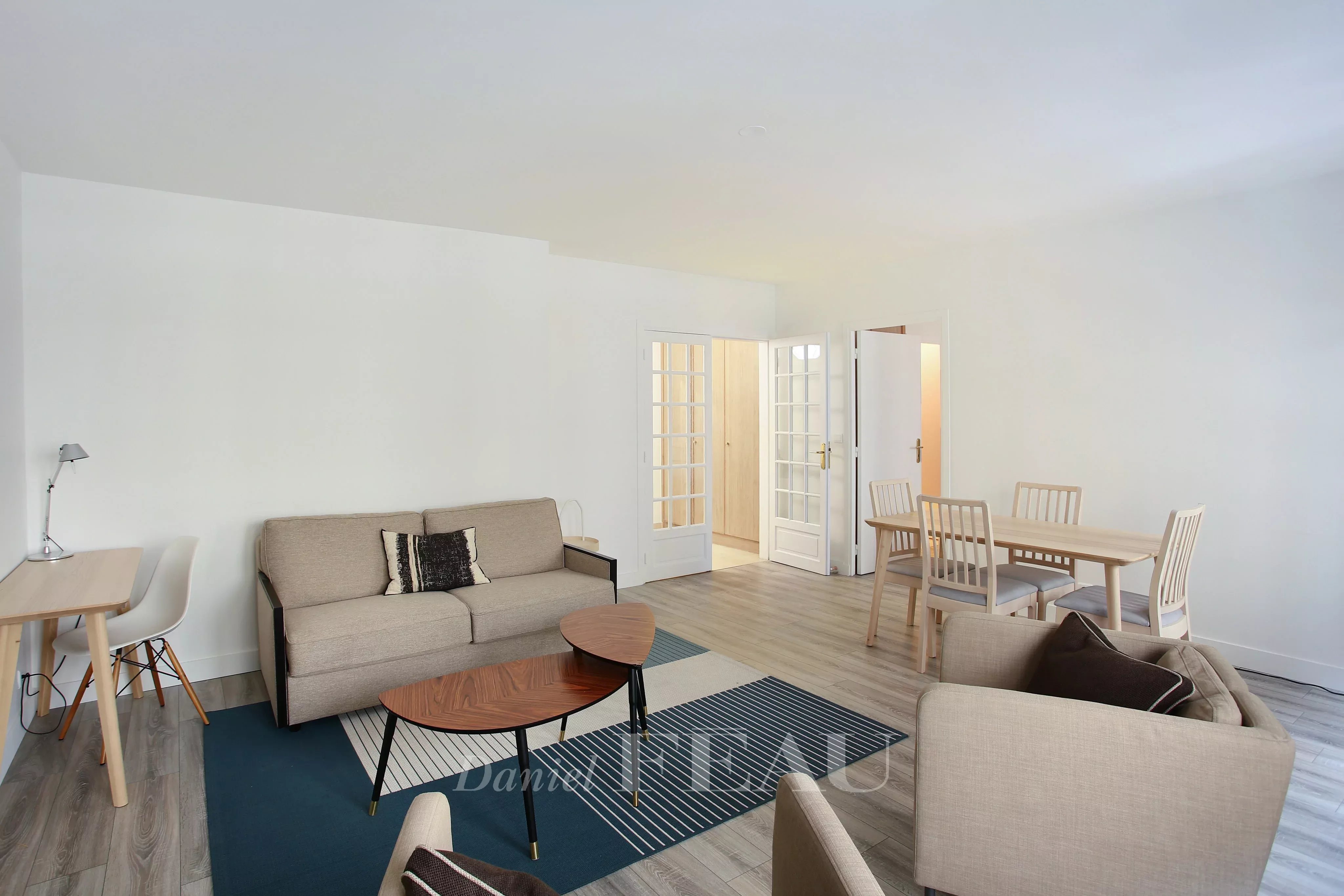 Living-room Wooden floor