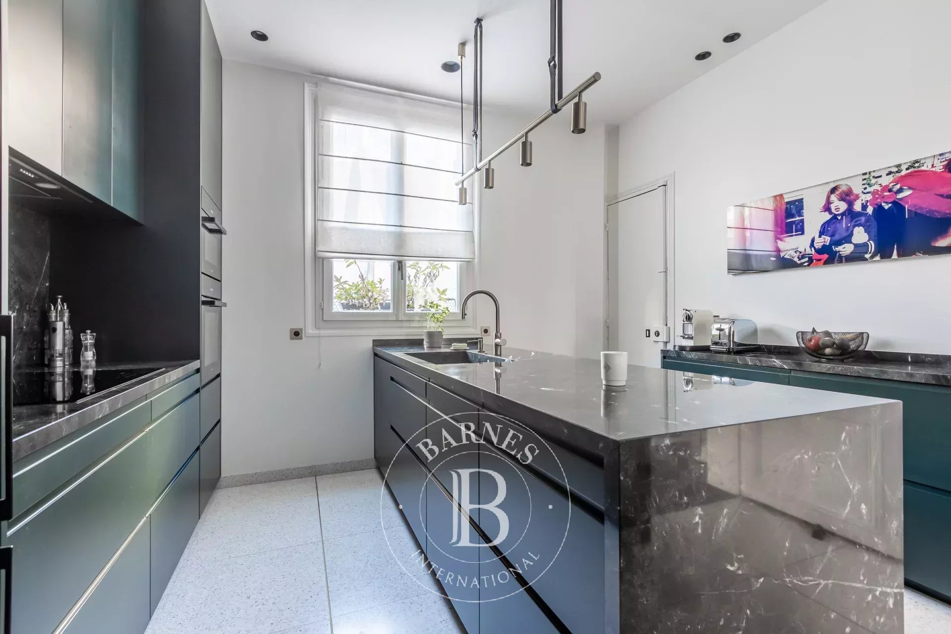 Daire Paris 8ème - picture 11