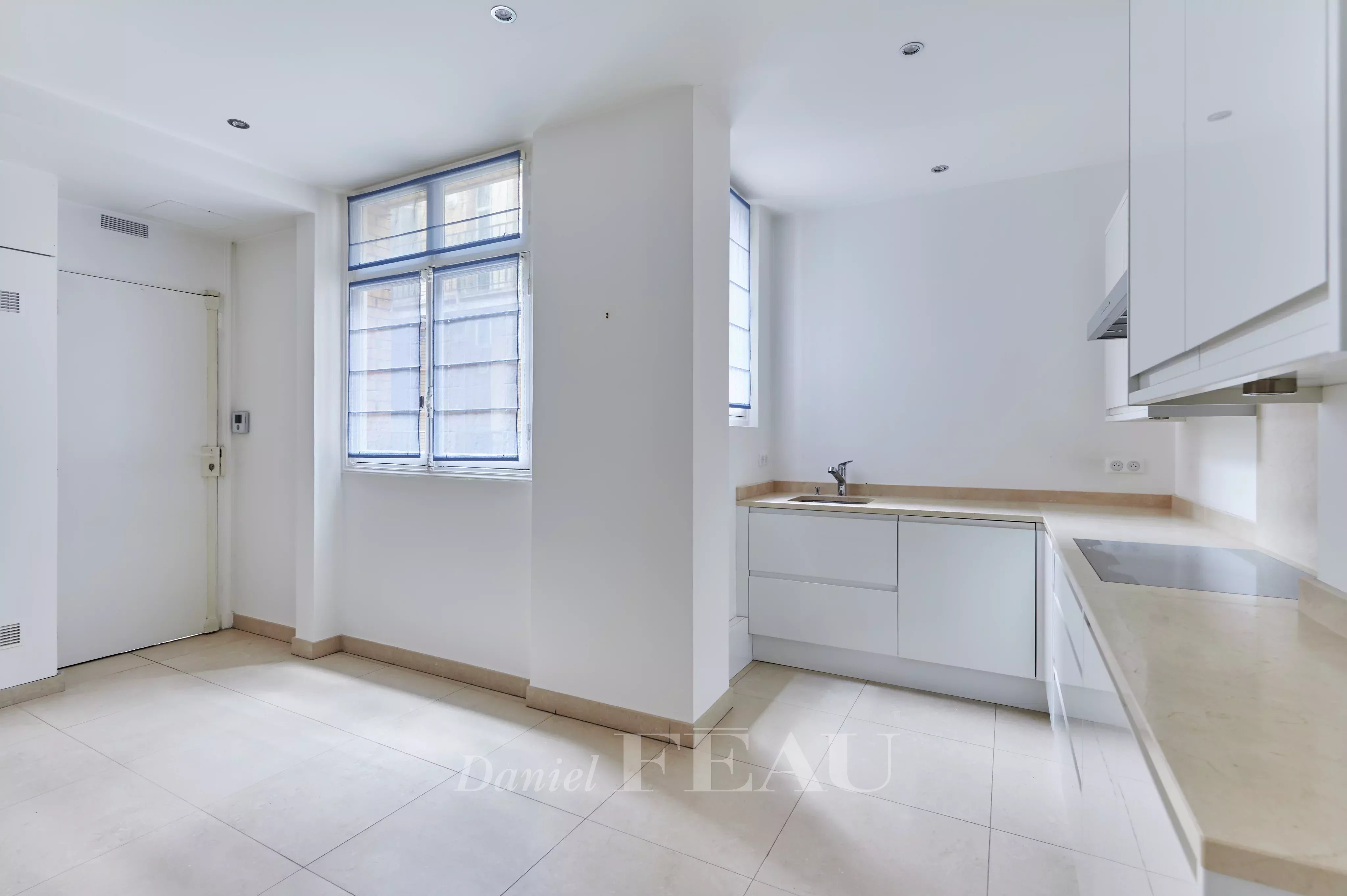 Rental Apartment Neuilly-sur-Seine