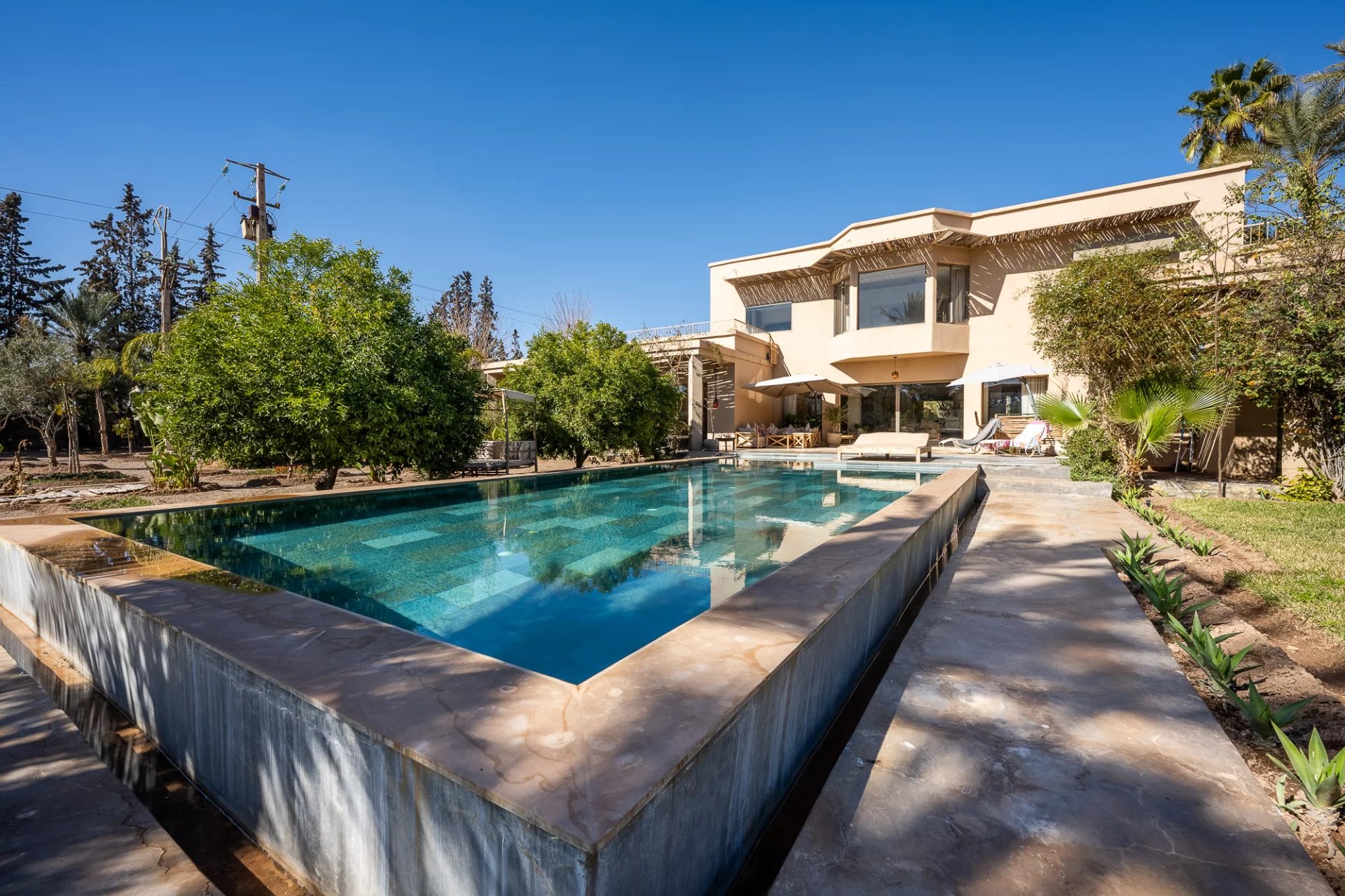 Sale Villa Marrakesh Route De Fez