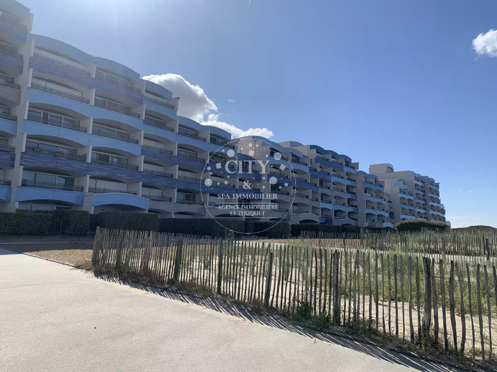 Agence immobilière de 
