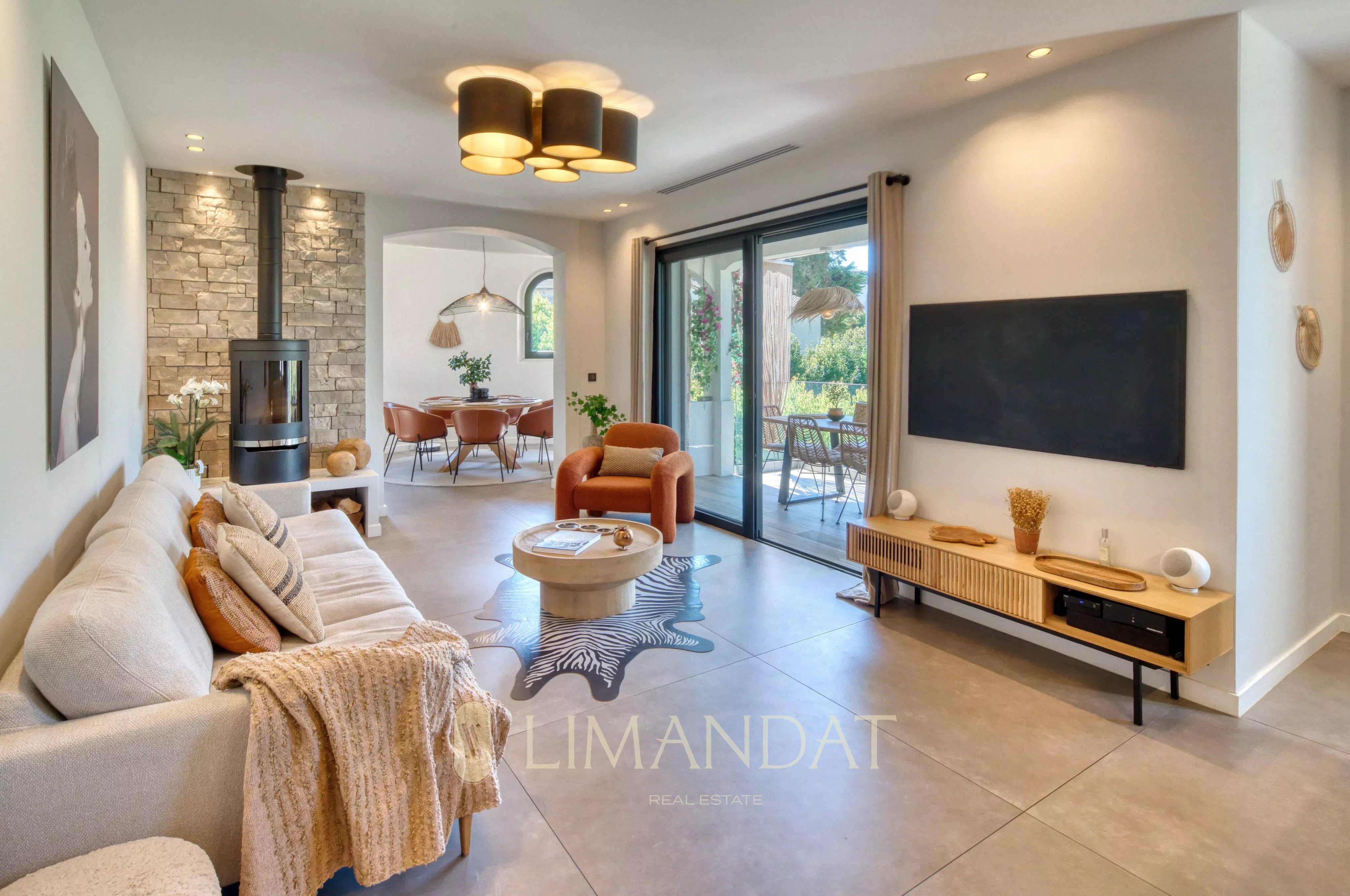 CANNES OXFORD - CHARMING VILLA + LAND CONSTRUCTIBLE