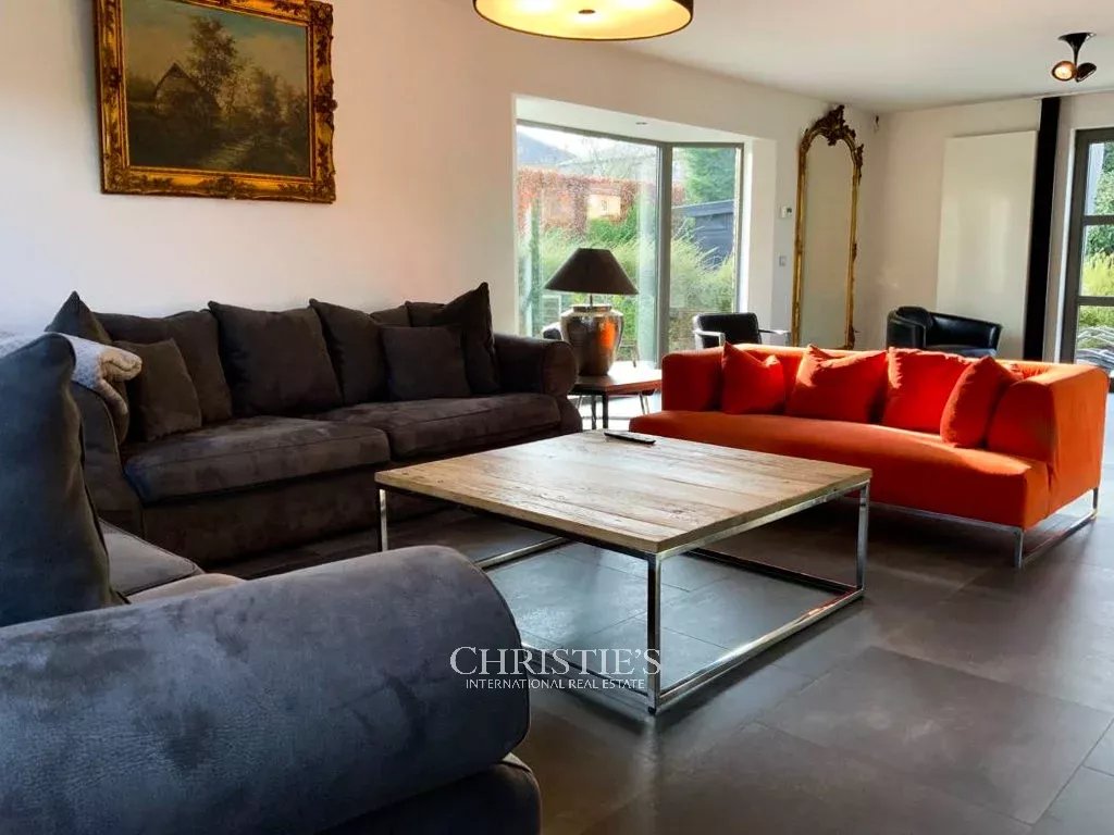 Waterloo – Hedendaagse villa met zwembad