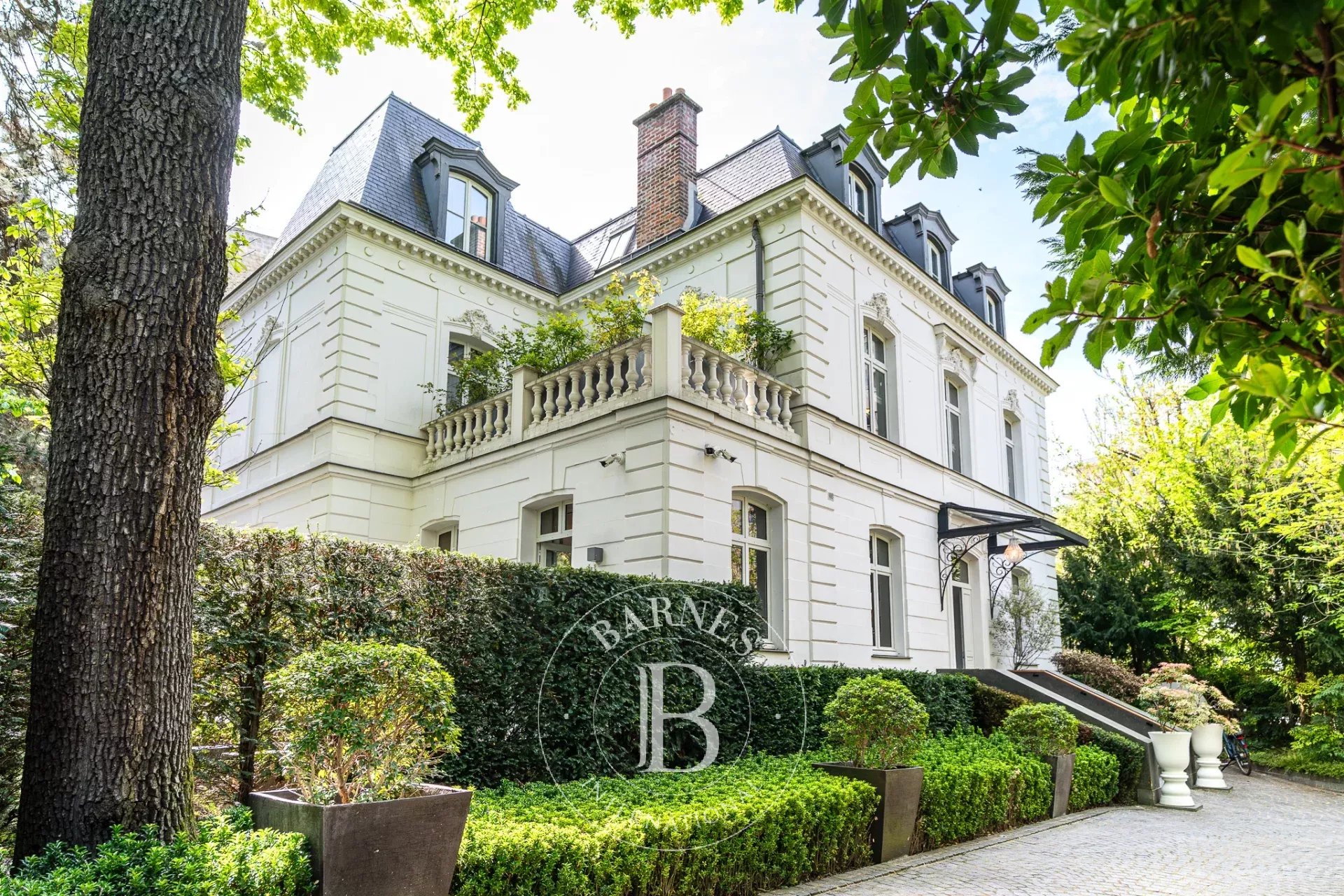 Mansion Paris 75016  -  ref 86847449 (picture 3)