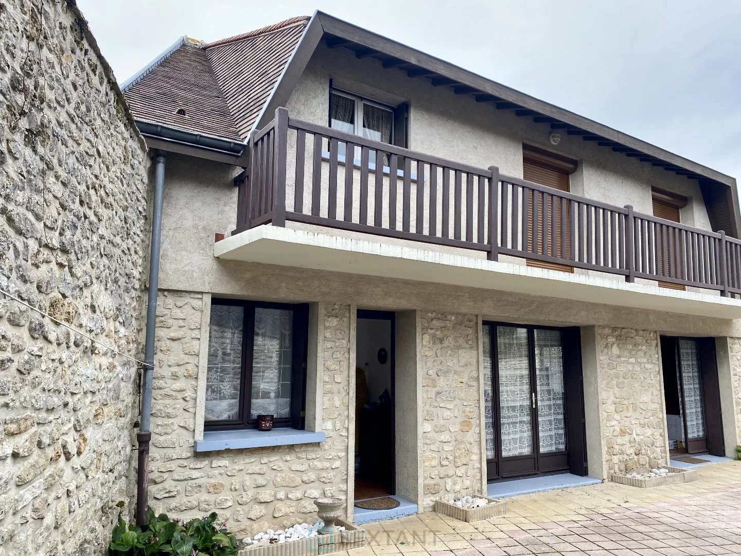 Habiter autrement ici