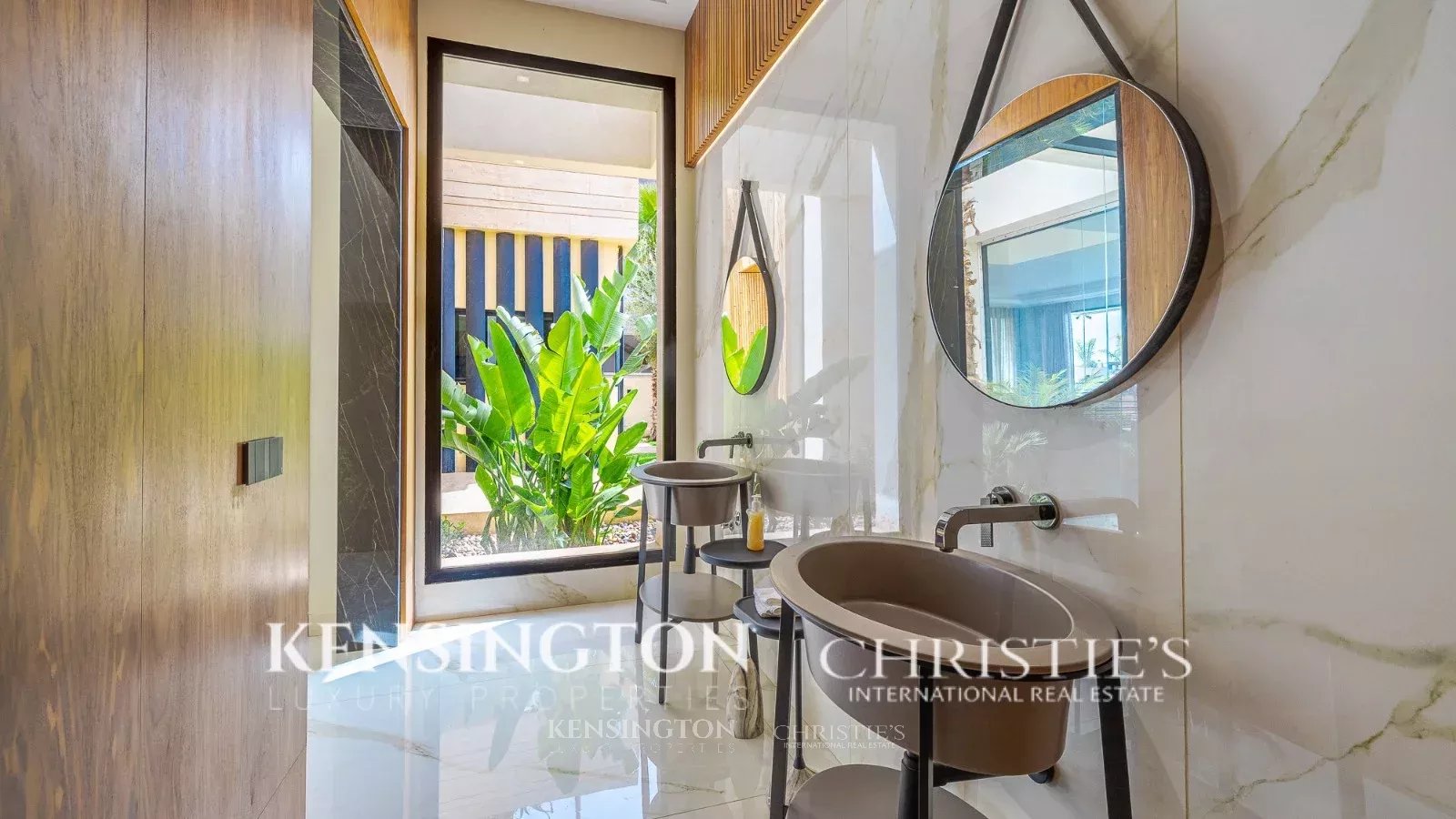 4 Bedroom Villa/Townhouse's Image 23