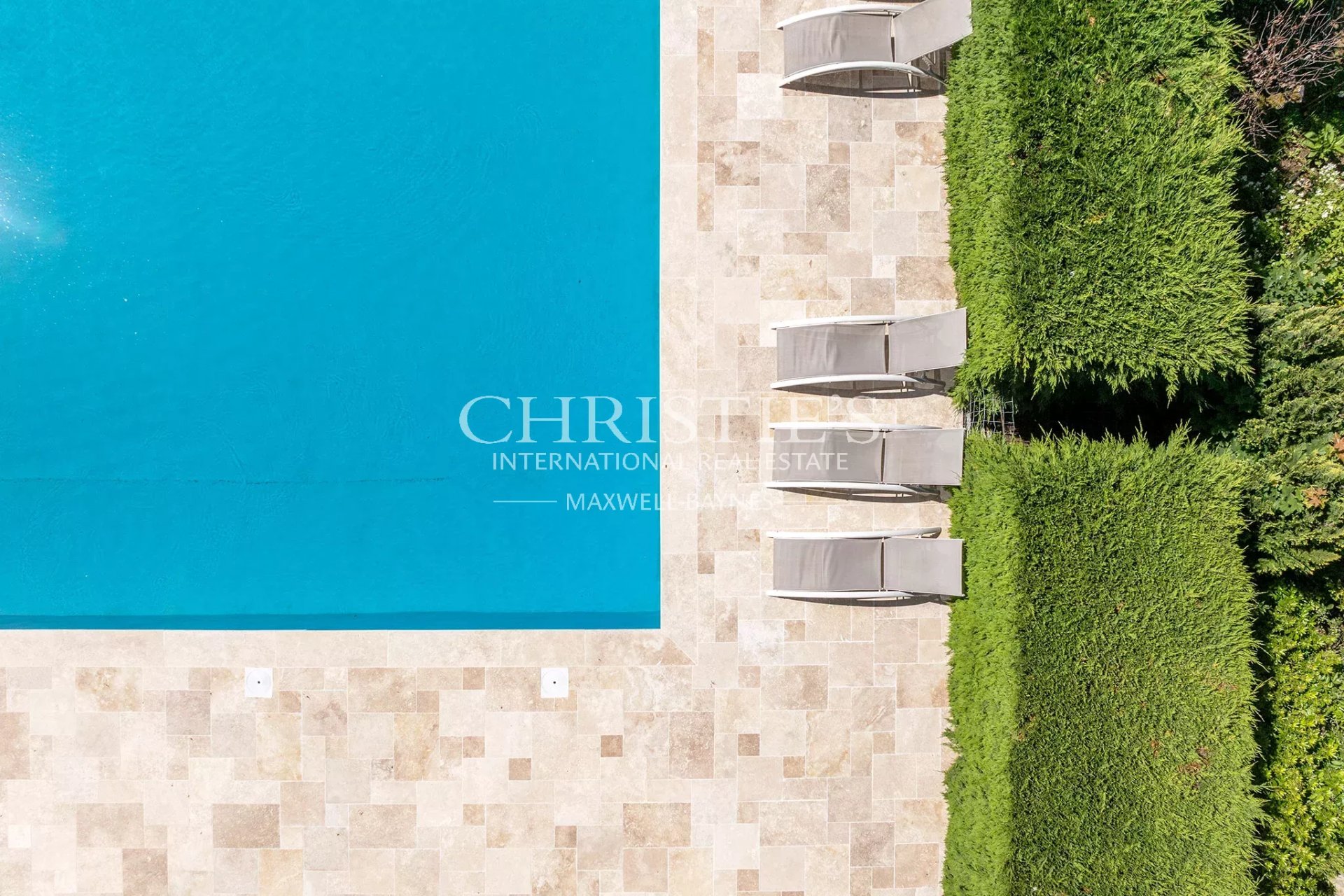 38 Bedroom Chateau's Image 120