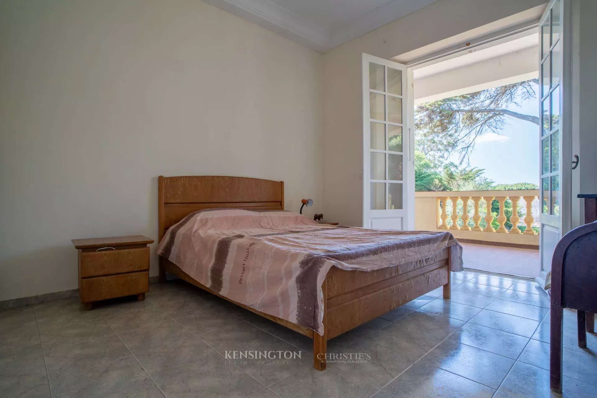 4 Bedroom Villa/Townhouse's Image 10