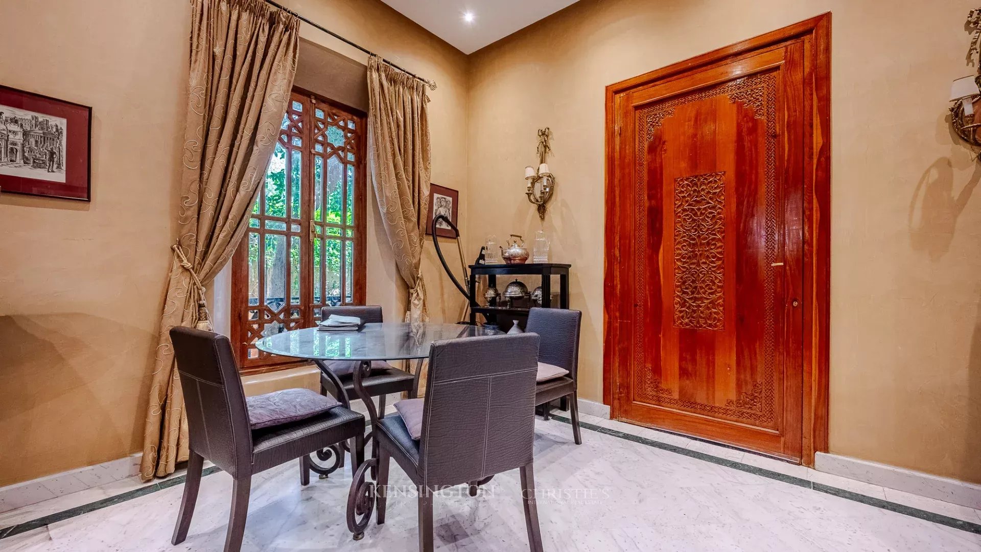 4 Bedroom Villa/Townhouse's Image 17