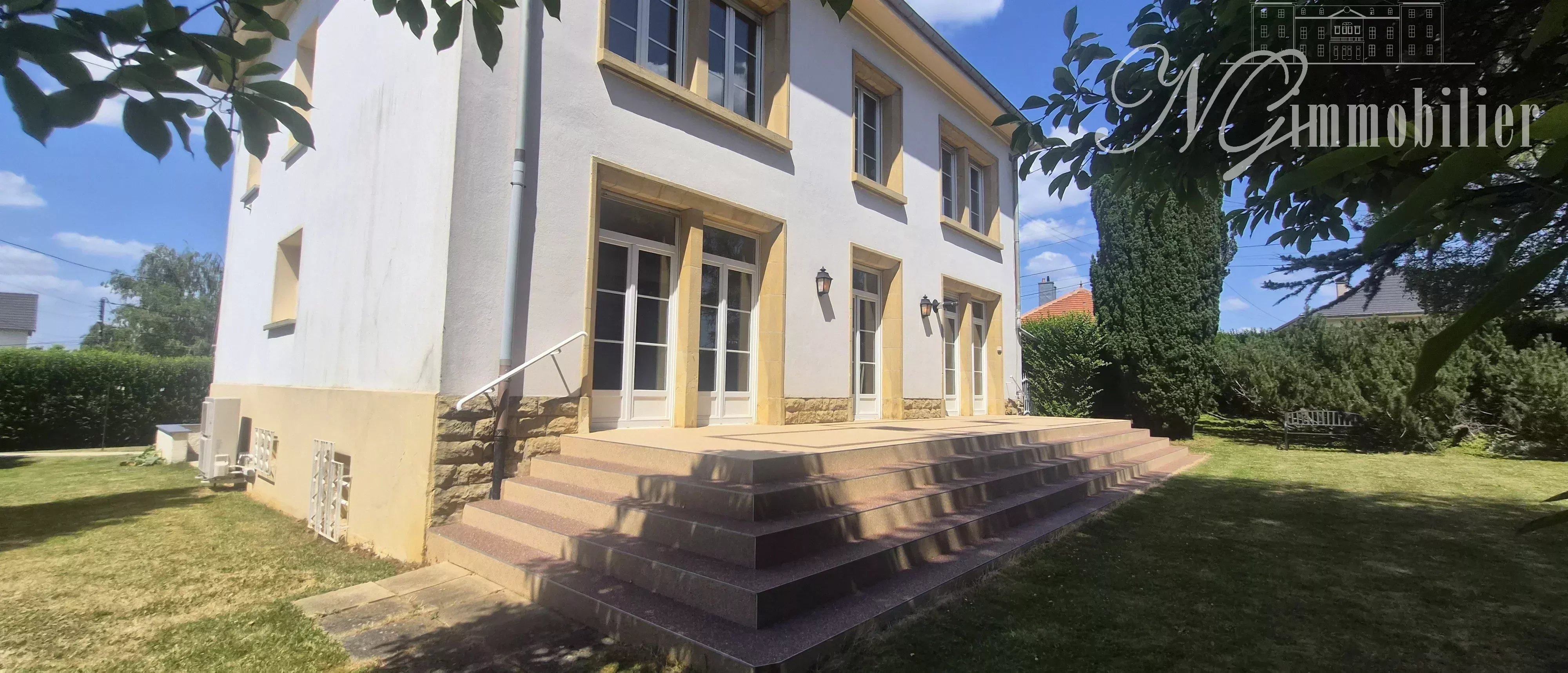 Agence immobilière de 