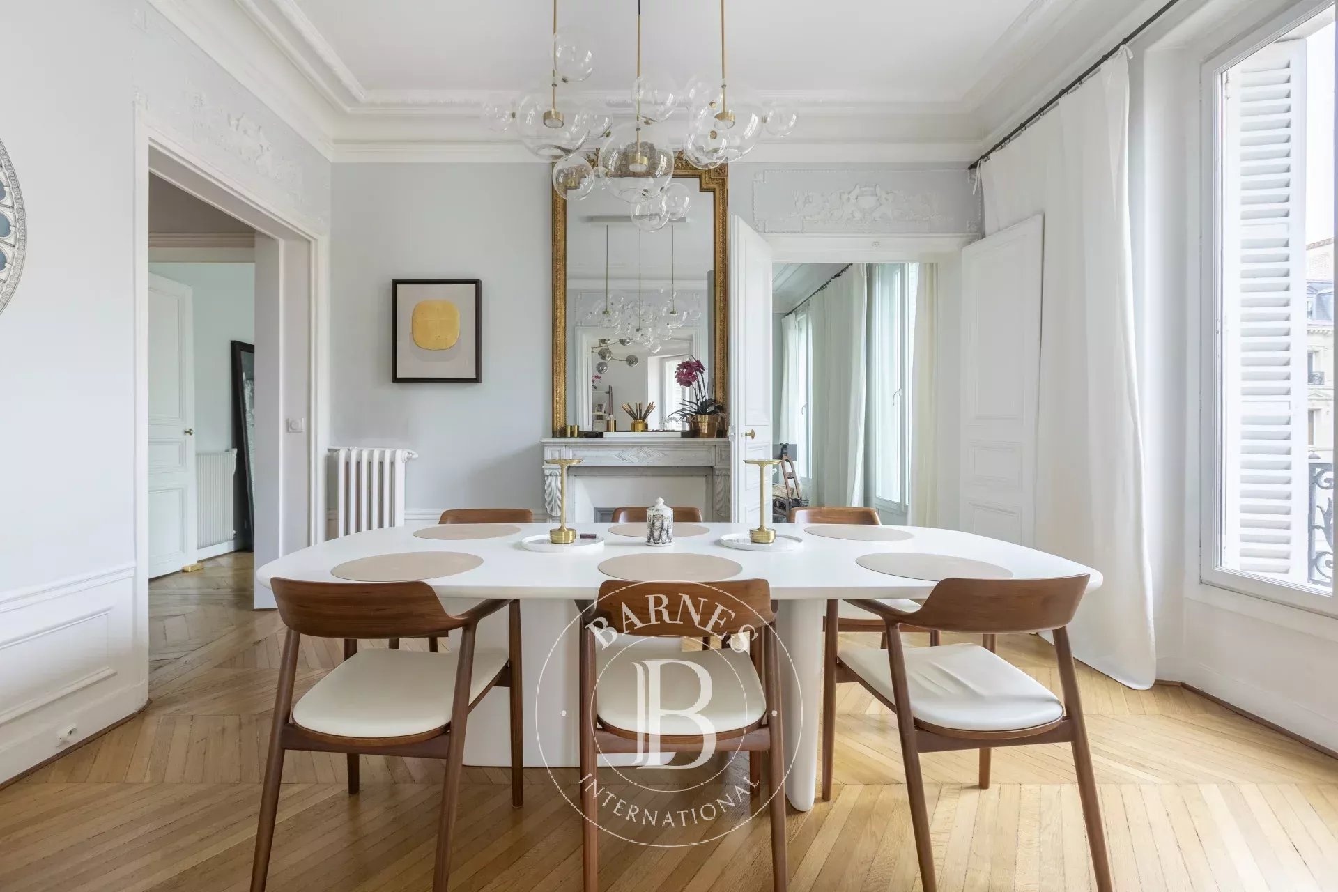 Paris 8 Étoile / Wagram - Renovated 3rd floor corner apartment - 3 or 4 bedrooms - picture 8