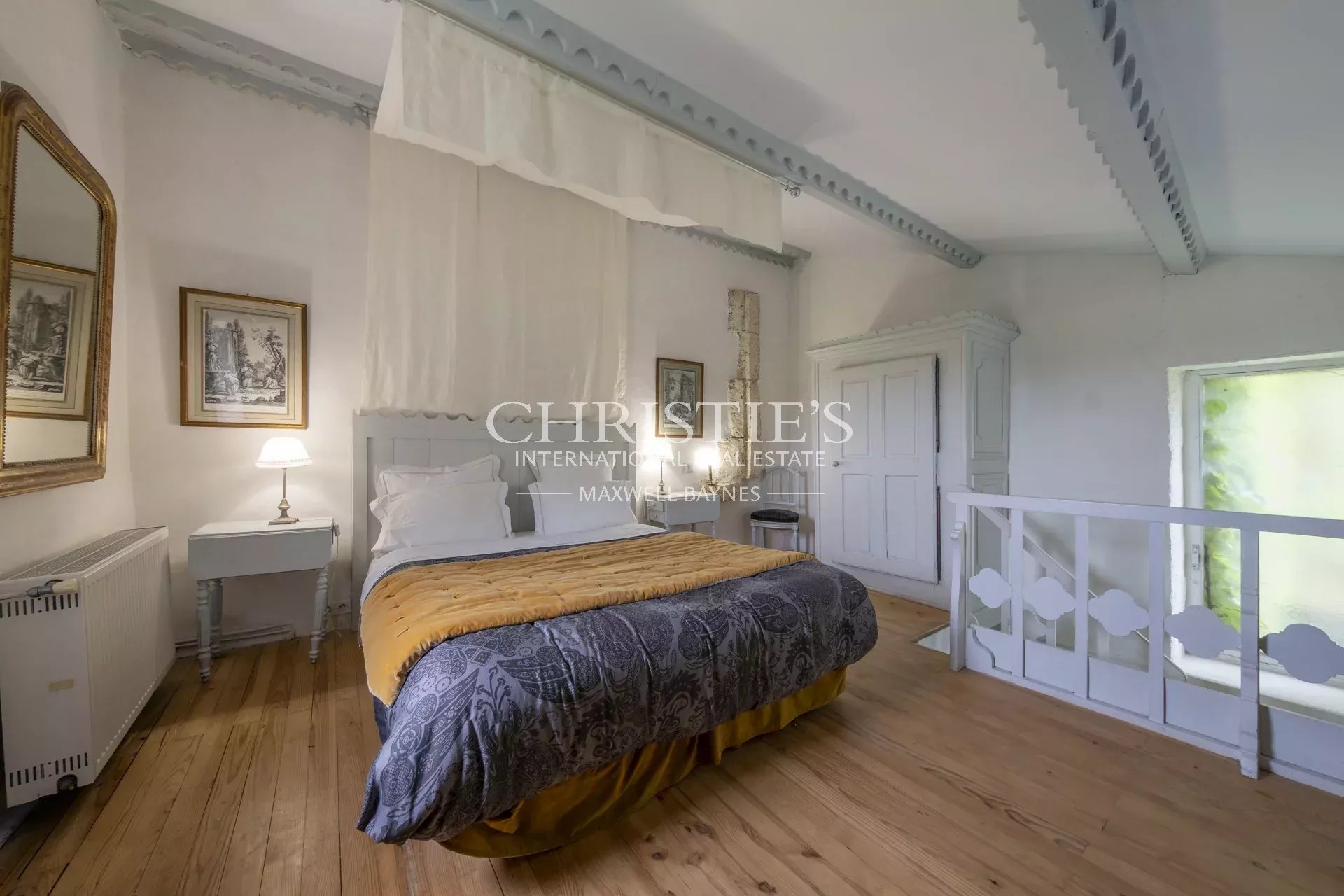7 Bedroom Chateau's Image 28