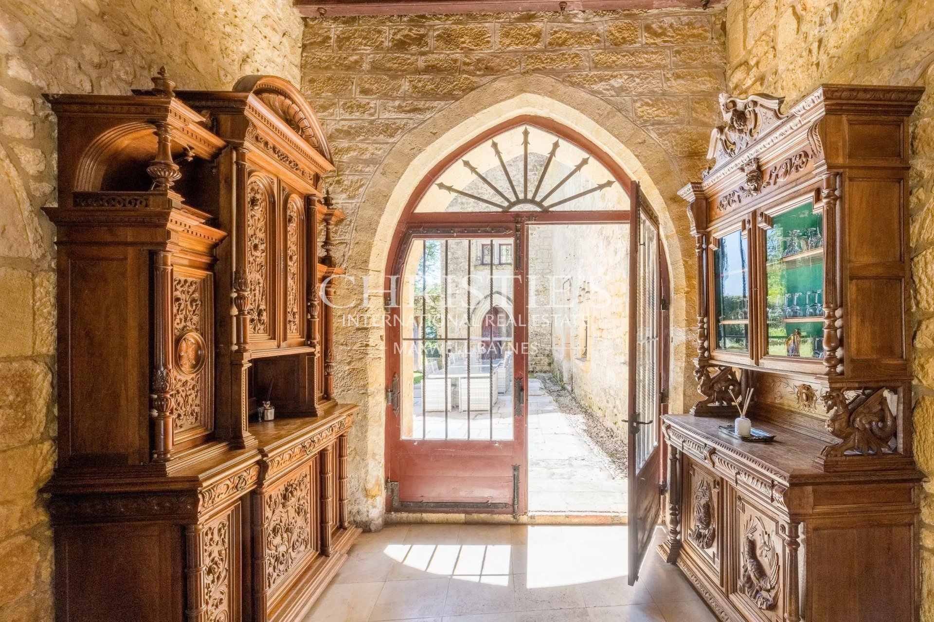 17 Bedroom Chateau's Image 9