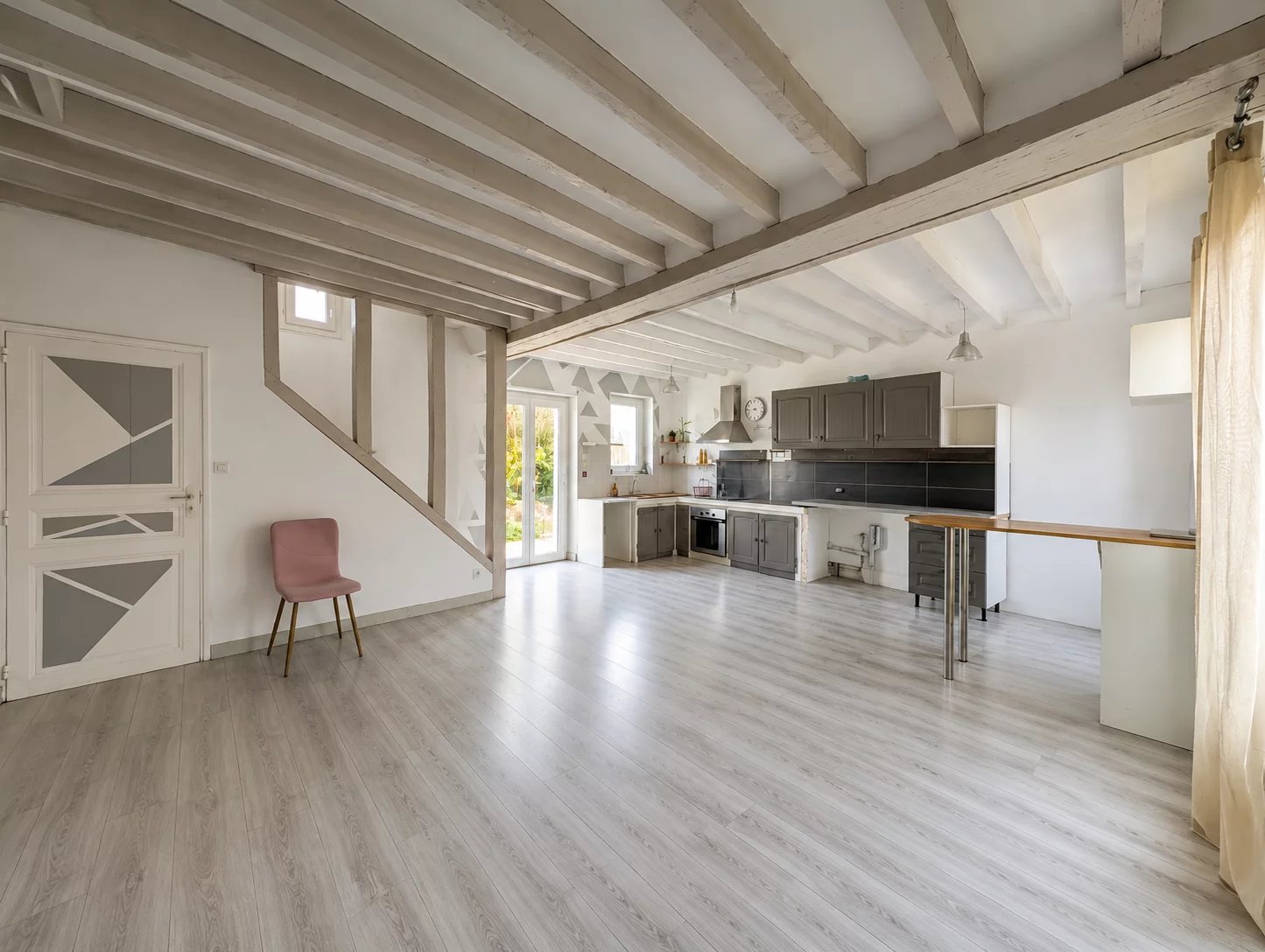 Ref 2280 – Stone Briard Longère • 3 bedrooms + garage and outbuilding