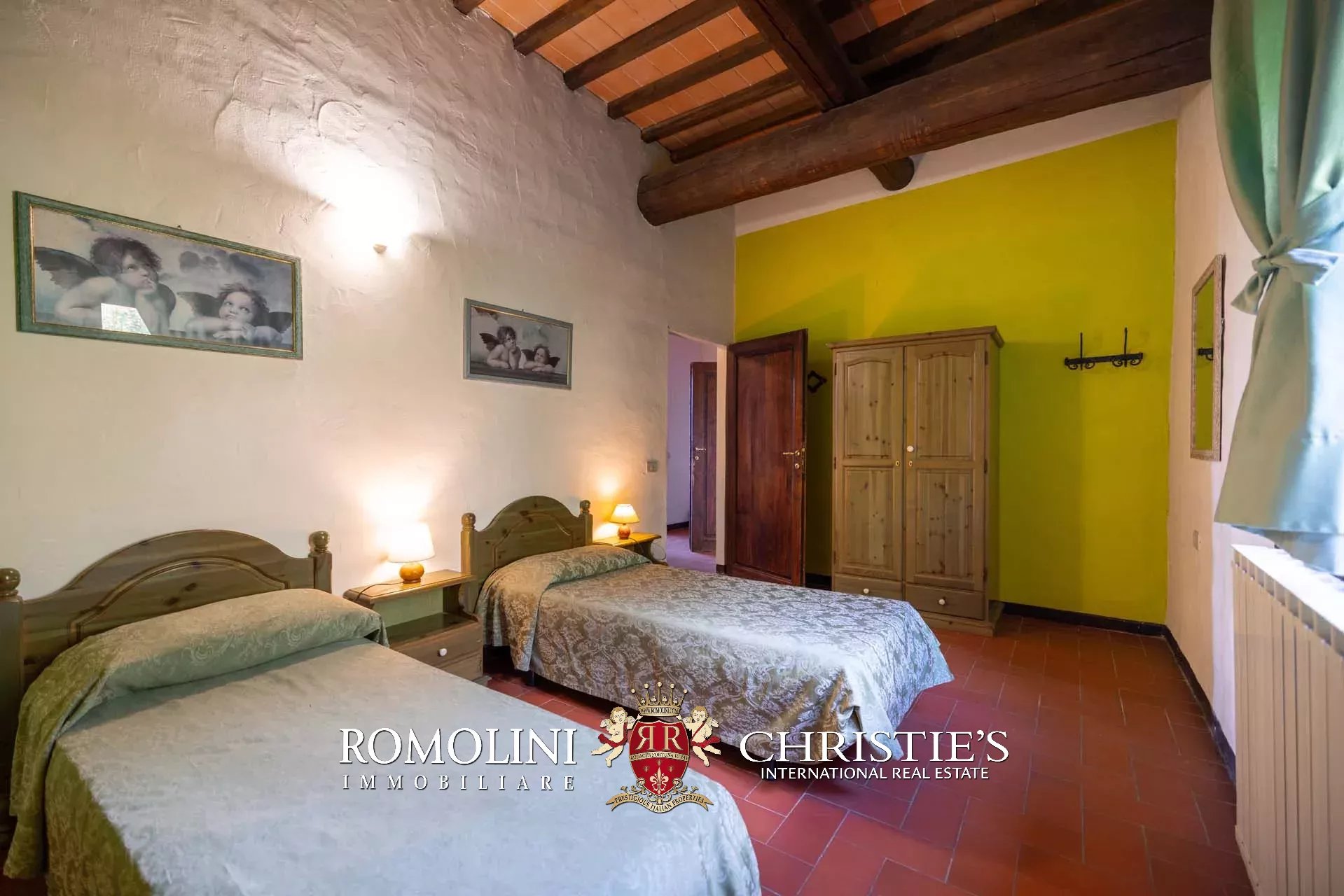 20 Bedroom Villa/Townhouse's Image 46