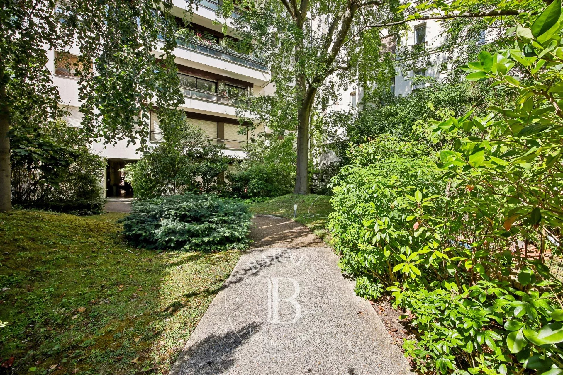 Paris  - Apartment  - picture 13
