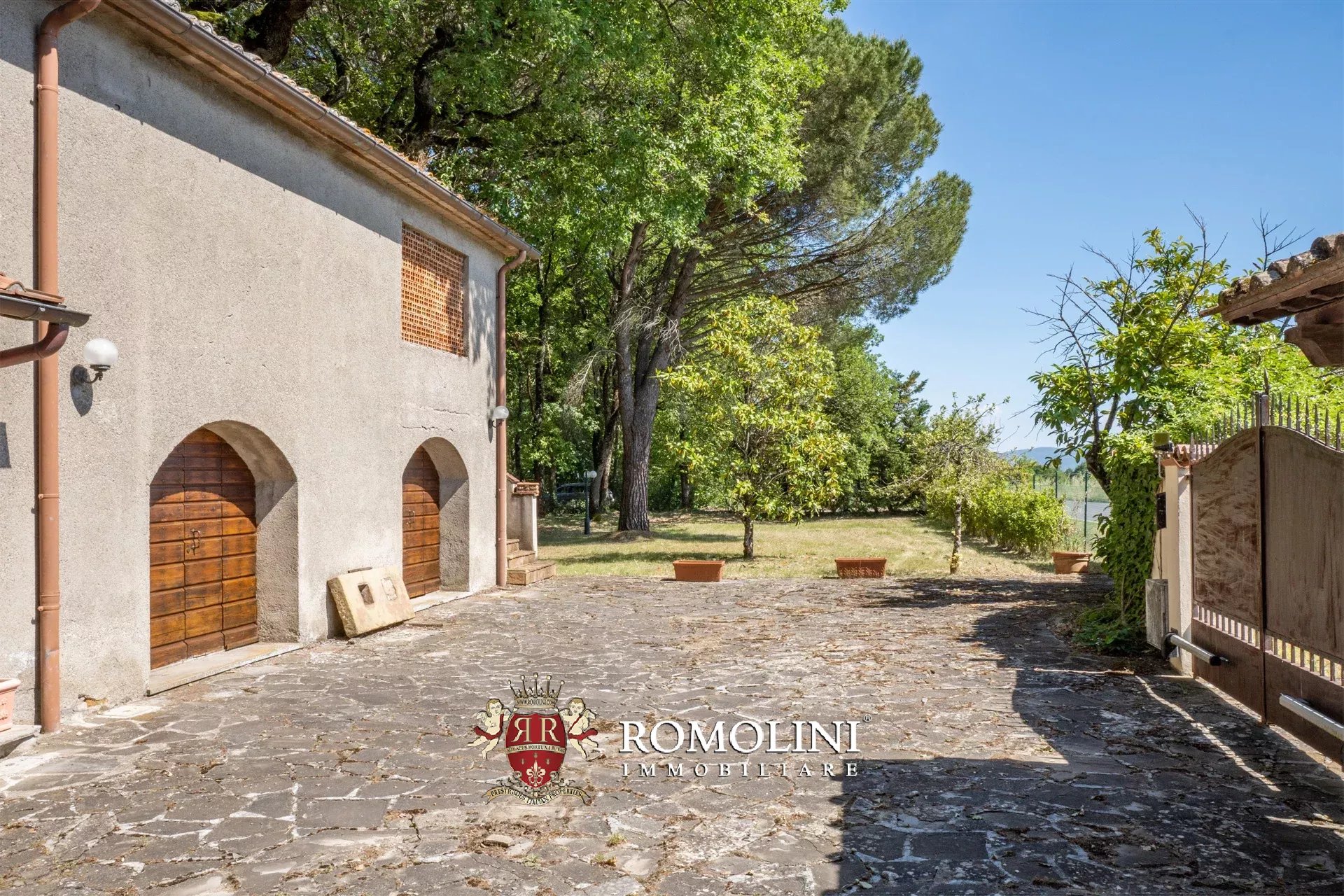 3 Bedroom Villa/Townhouse's Image 25