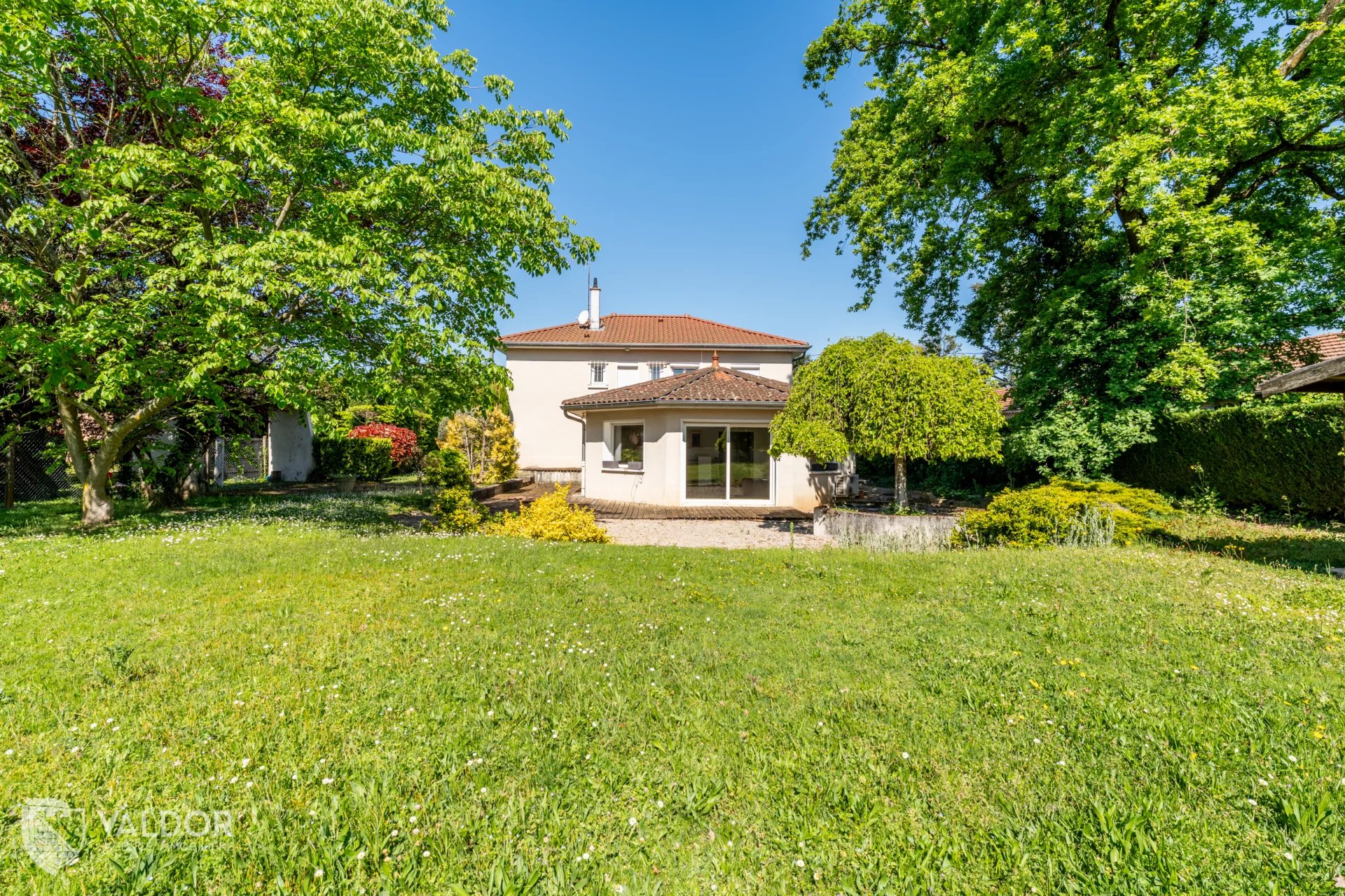 Maison de 180 m² dans le village prisé de Saint-Bernard