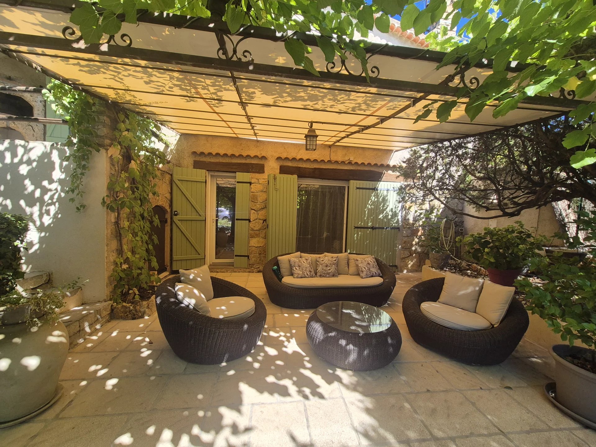 CHARMIONG NESTELD VILLA IN PICTURESQUE HAMLET