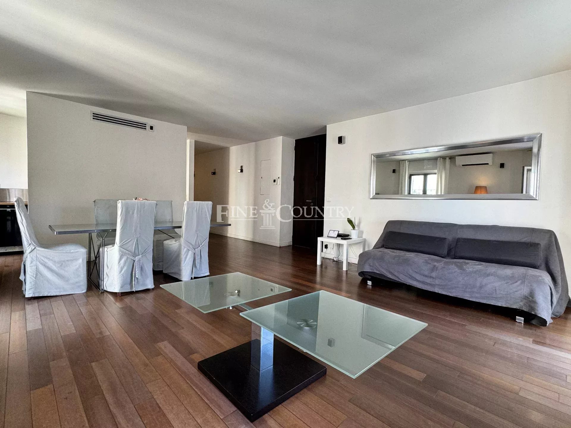 Photo of Top Floor Bourgeois Apartment For Sale in Cannes