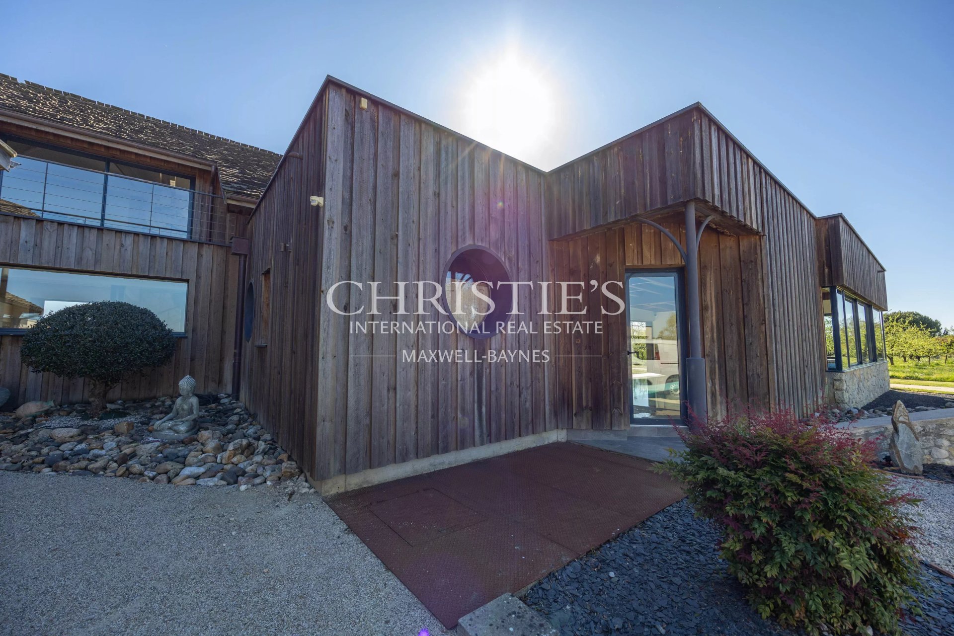3 Bedroom Villa/Townhouse's Image 4