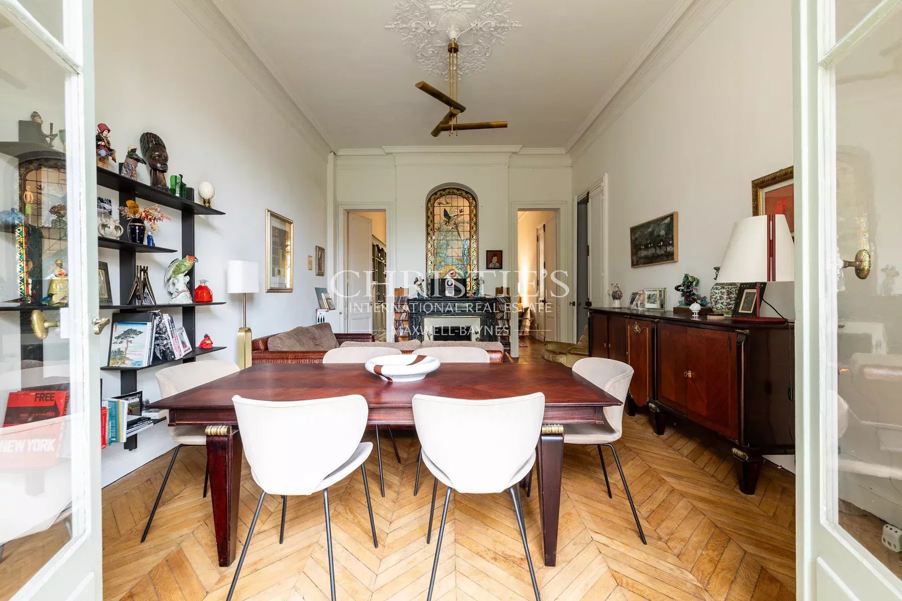 6 Bedroom Villa/Townhouse's Image 5