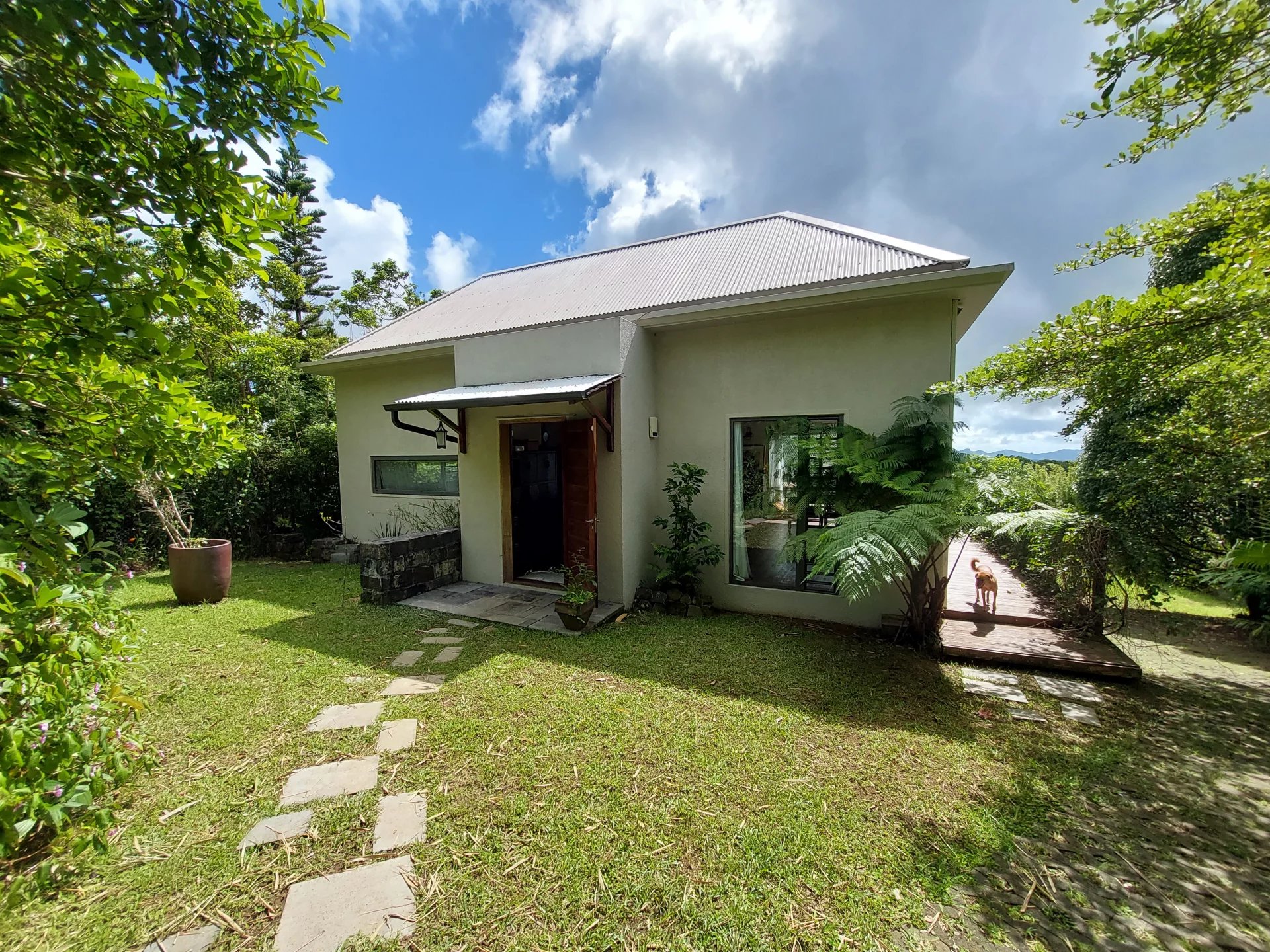 CUREPIPE - Modern architect's house - 4 bedrooms