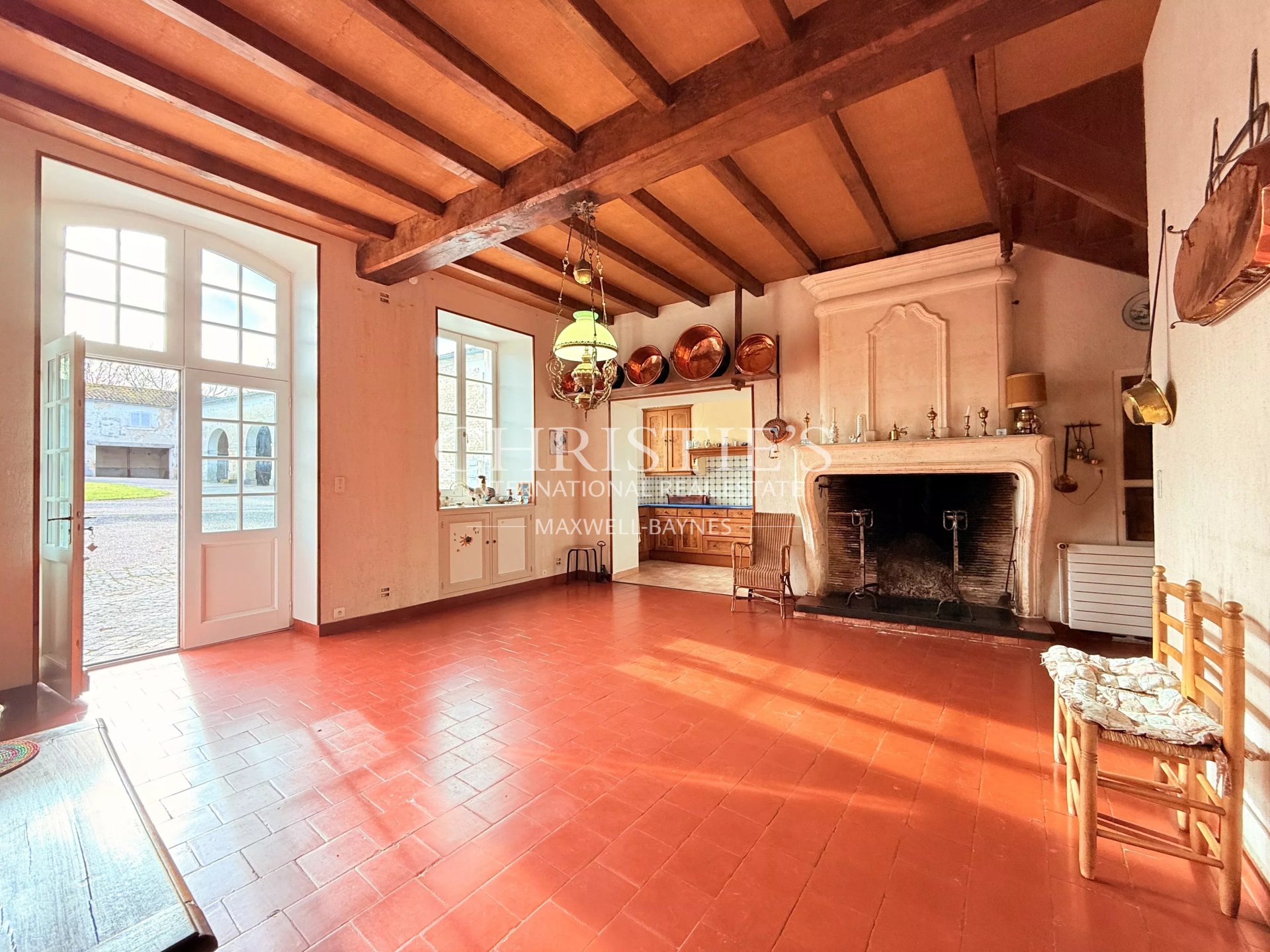 10 Bedroom Villa/Townhouse's Image 15