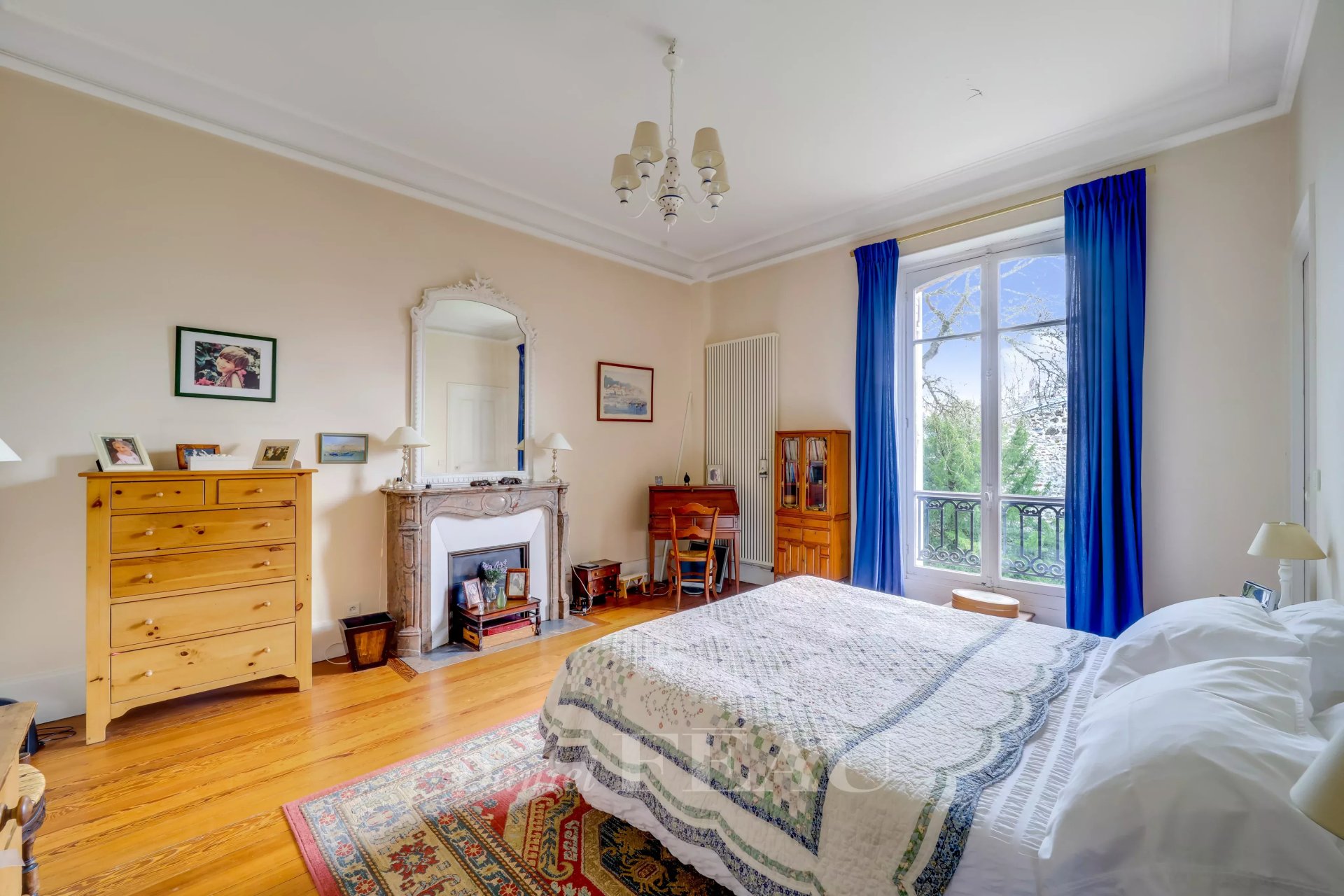 8 Bedroom Villa/Townhouse's Image 7