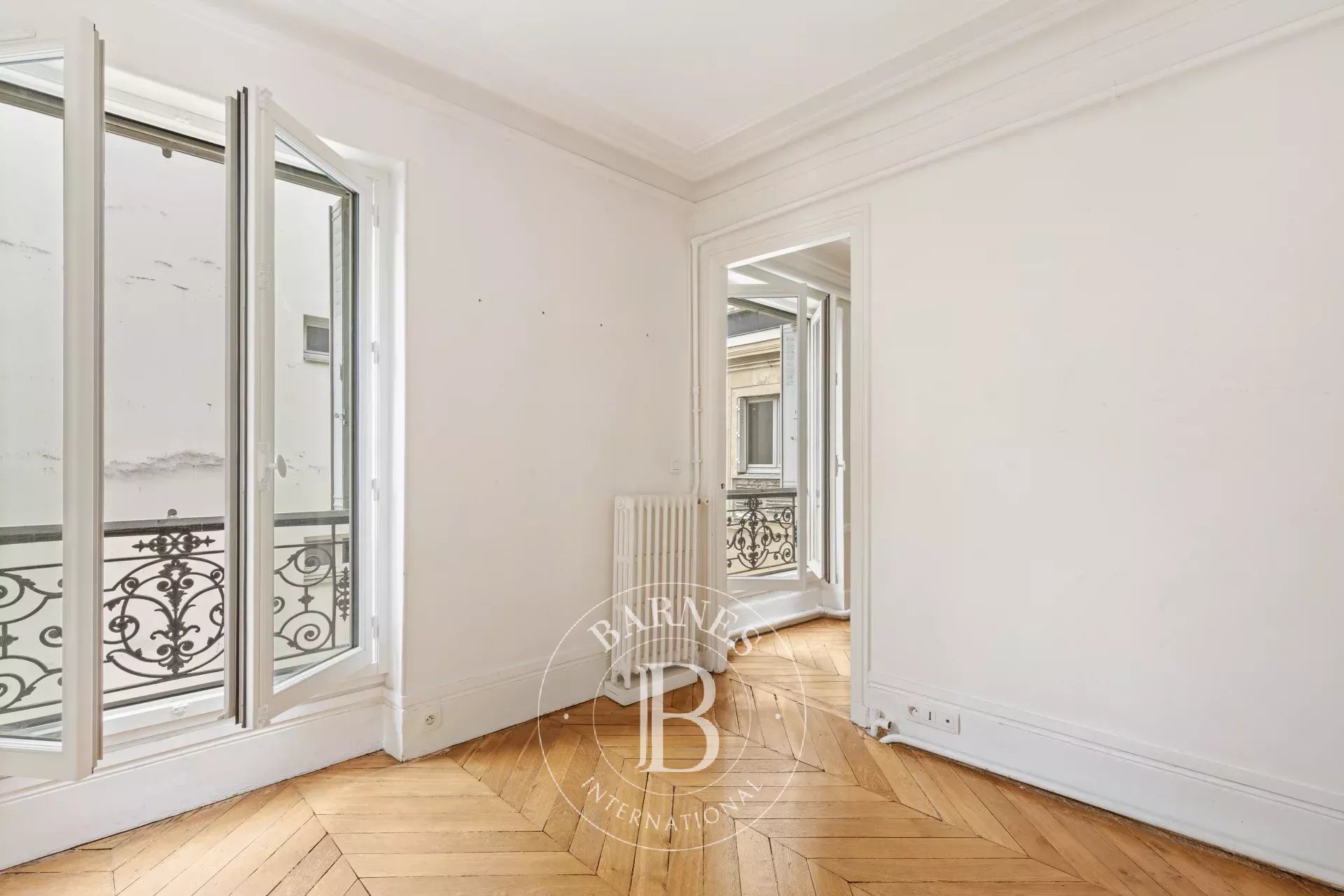 Paris  - Apartment 4 Bedrooms - picture 9