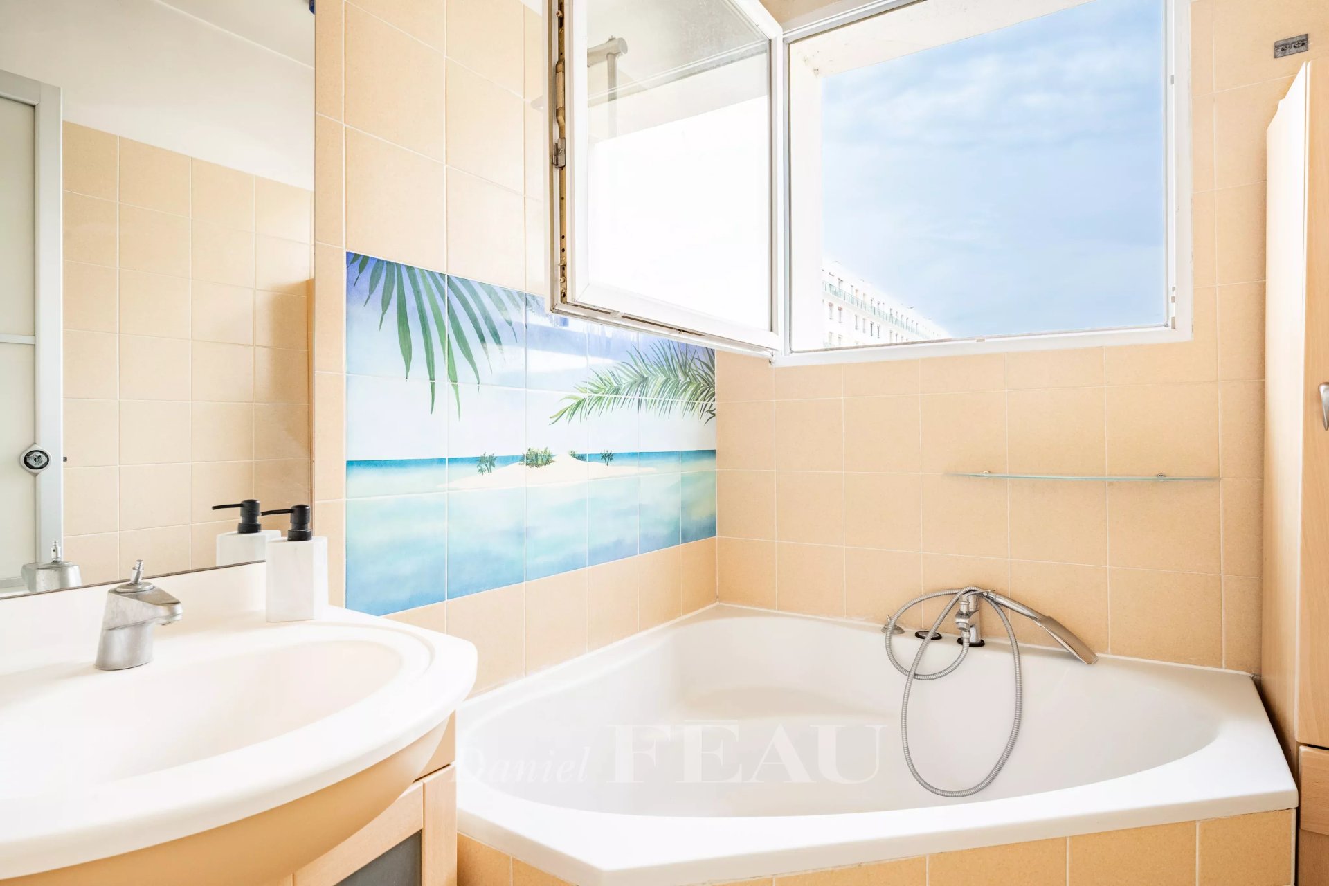 2 Bedroom Apartment/Flat's Image 8