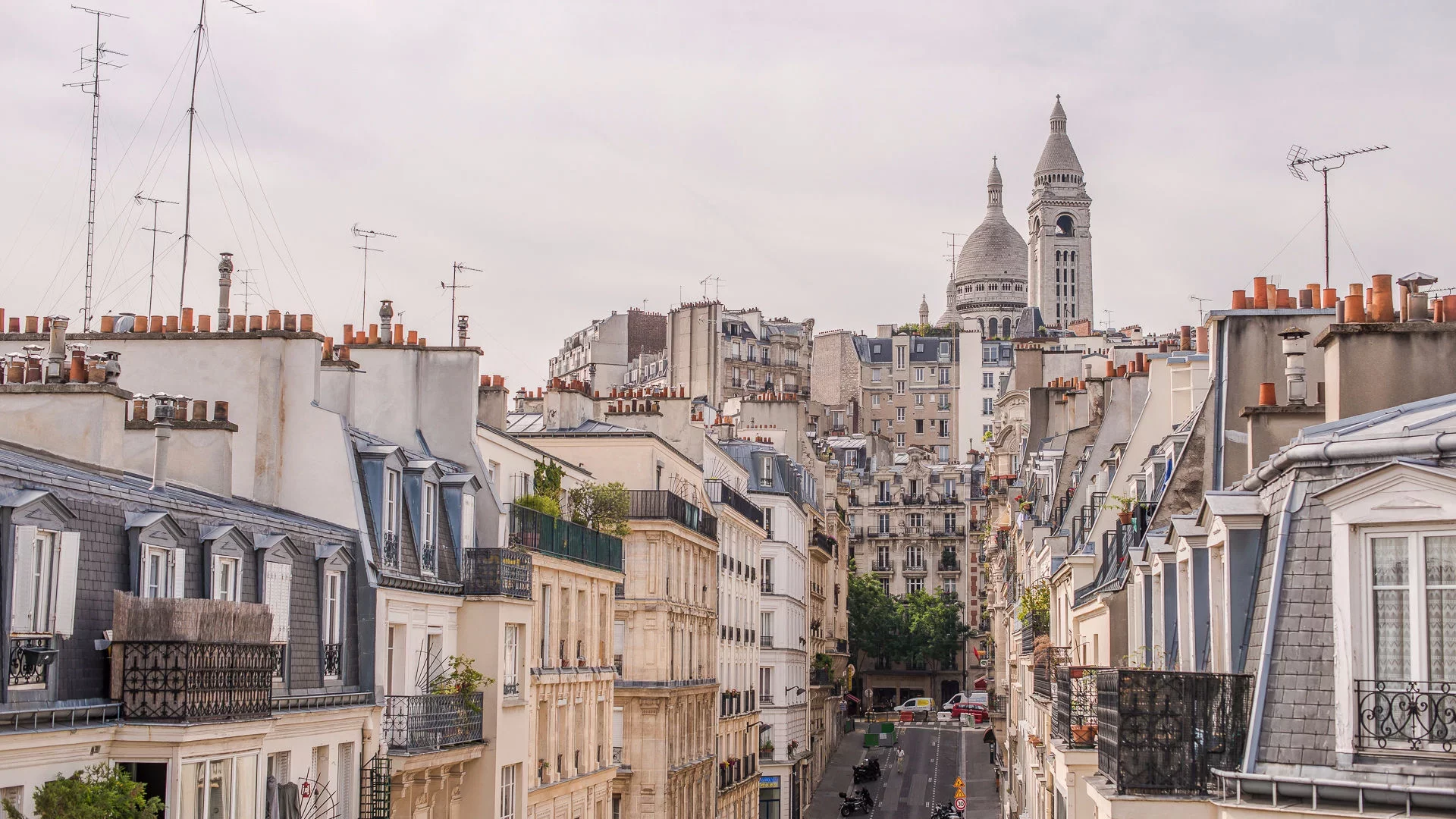 Paris 18e - MONTMARTRE / CUSTINE