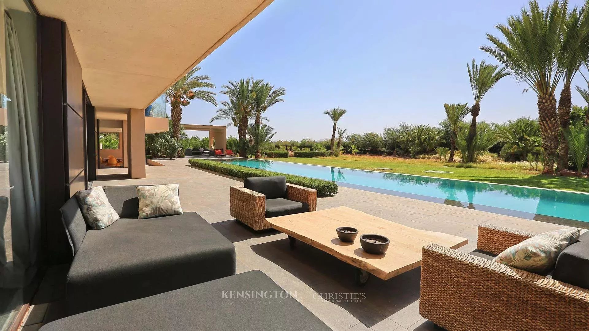 6 Bedroom Villa/Townhouse's Image 12