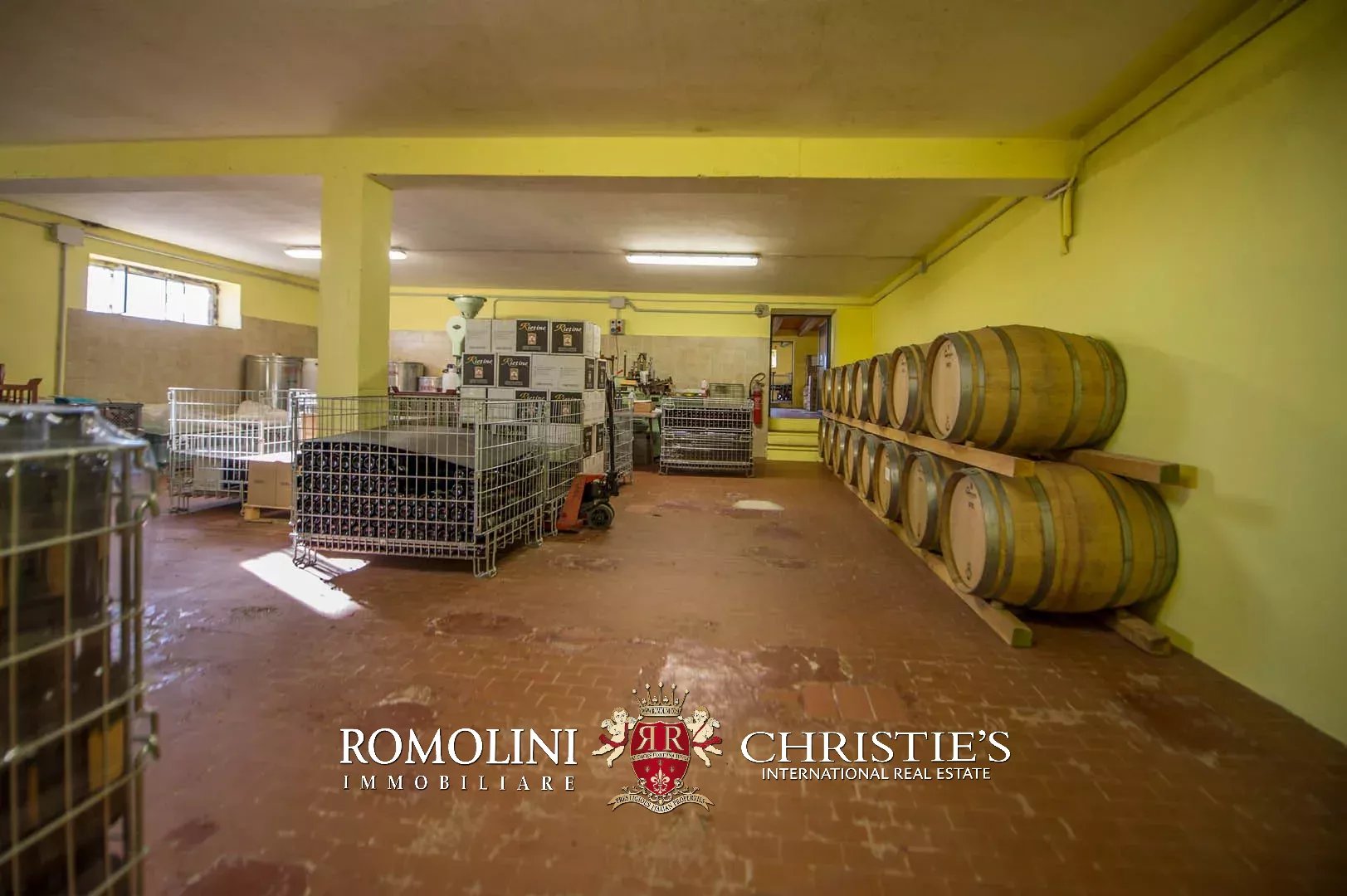 4 Bedroom Vineyard's Image 23