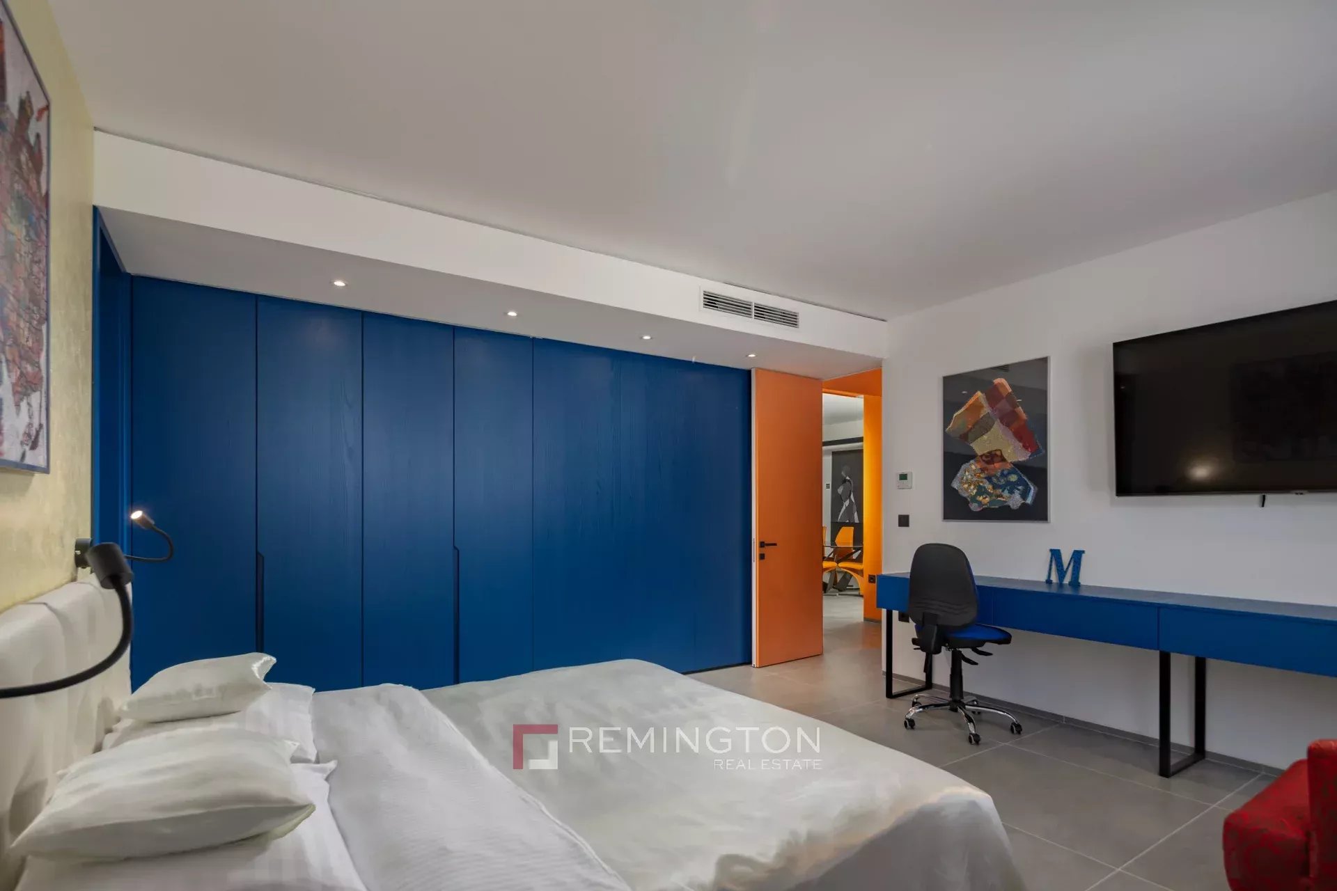 Apartment/Flat's Image 11