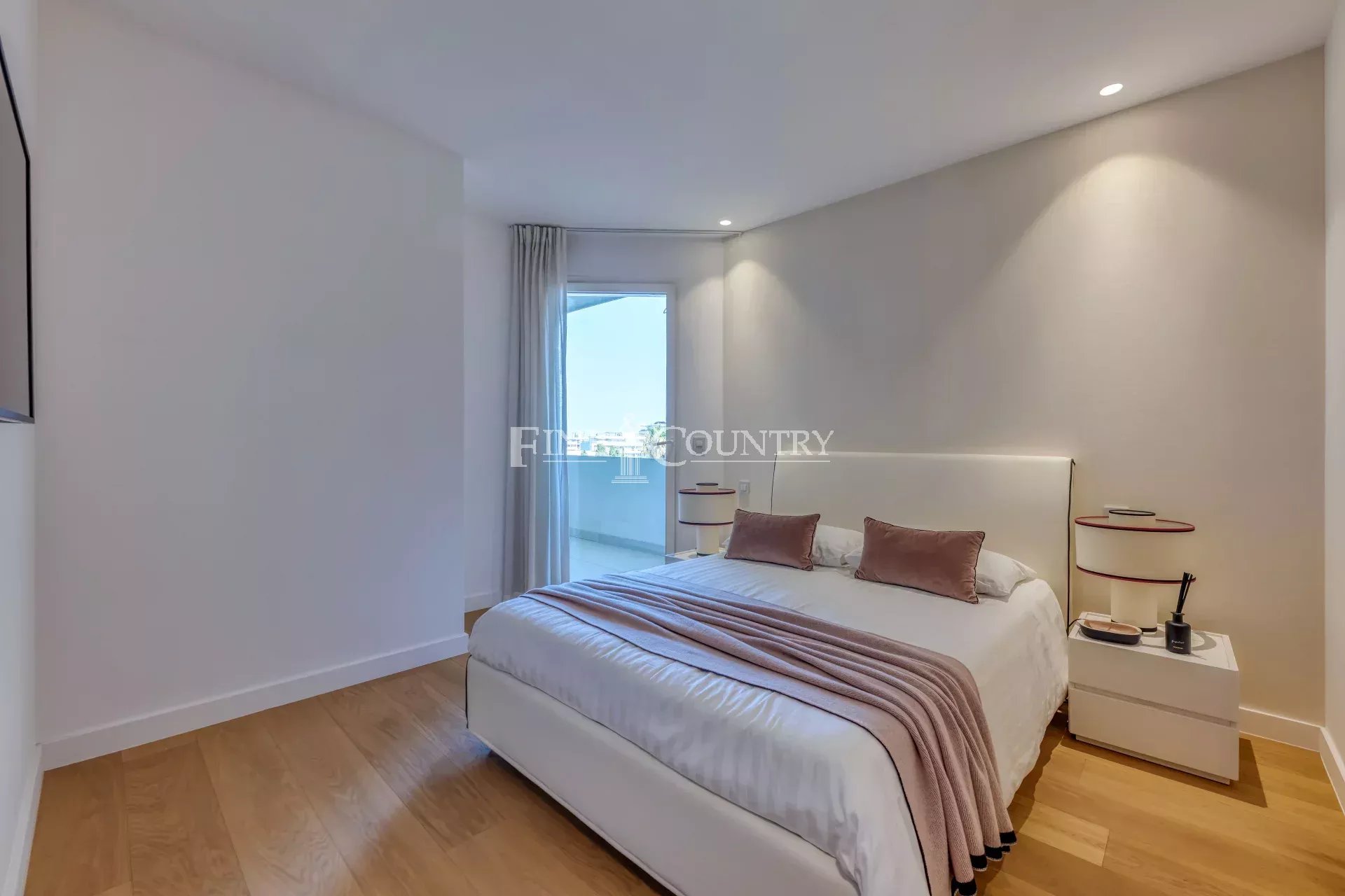 Photo of Apartment for sale on the Croisette, Cannes
