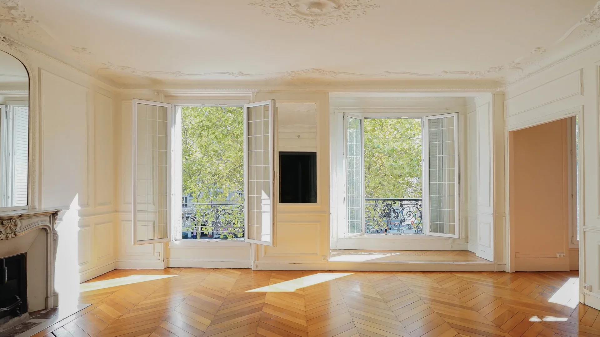 Paris 18e - ANVERS / BOULEVARD DE ROCHECHOUART